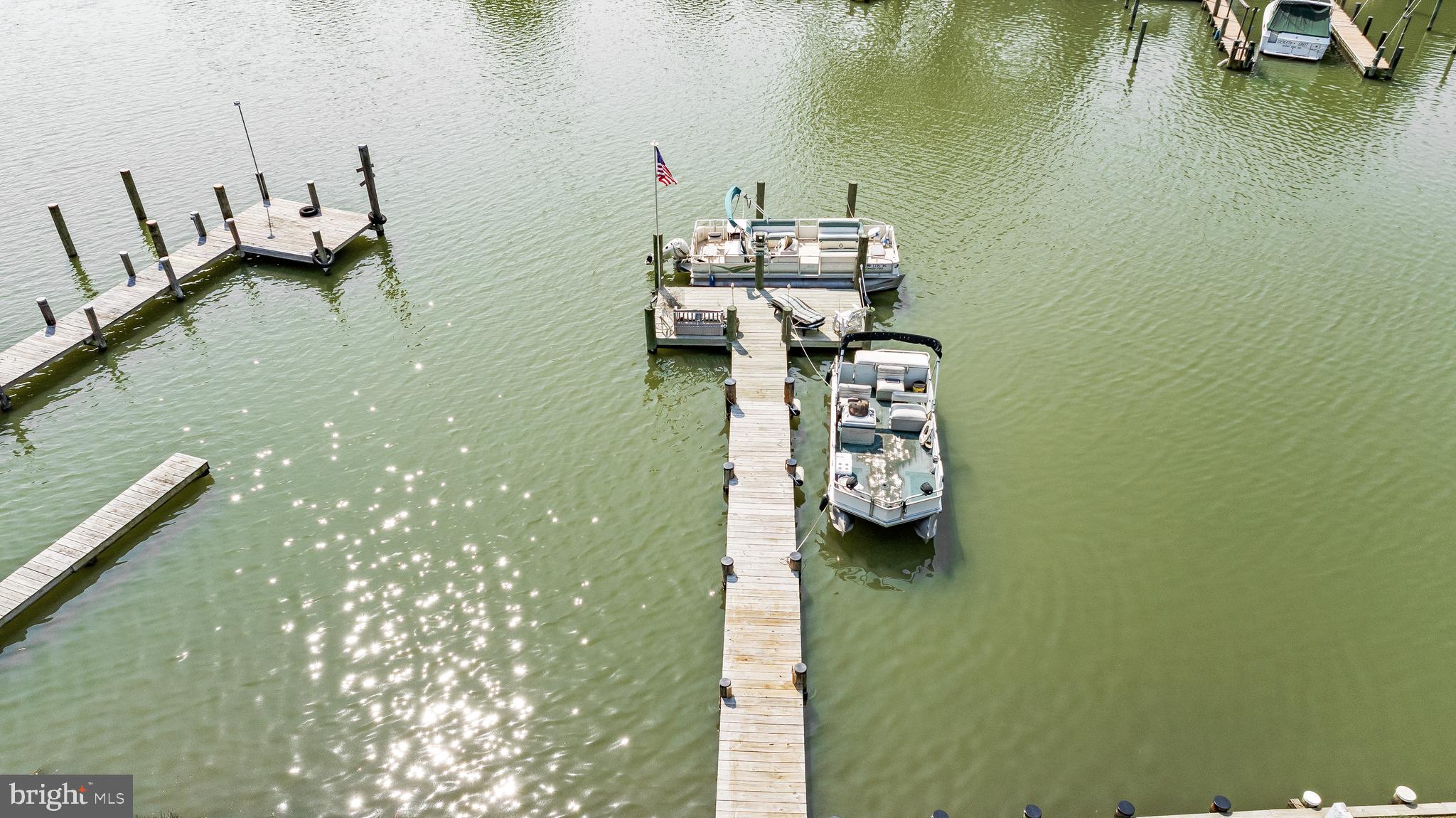 AVALON SHORES - Residential