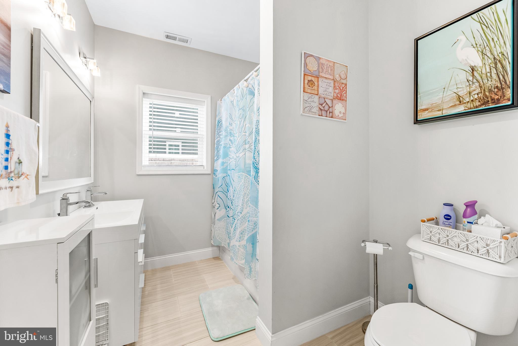 AVALON SHORES - Residential