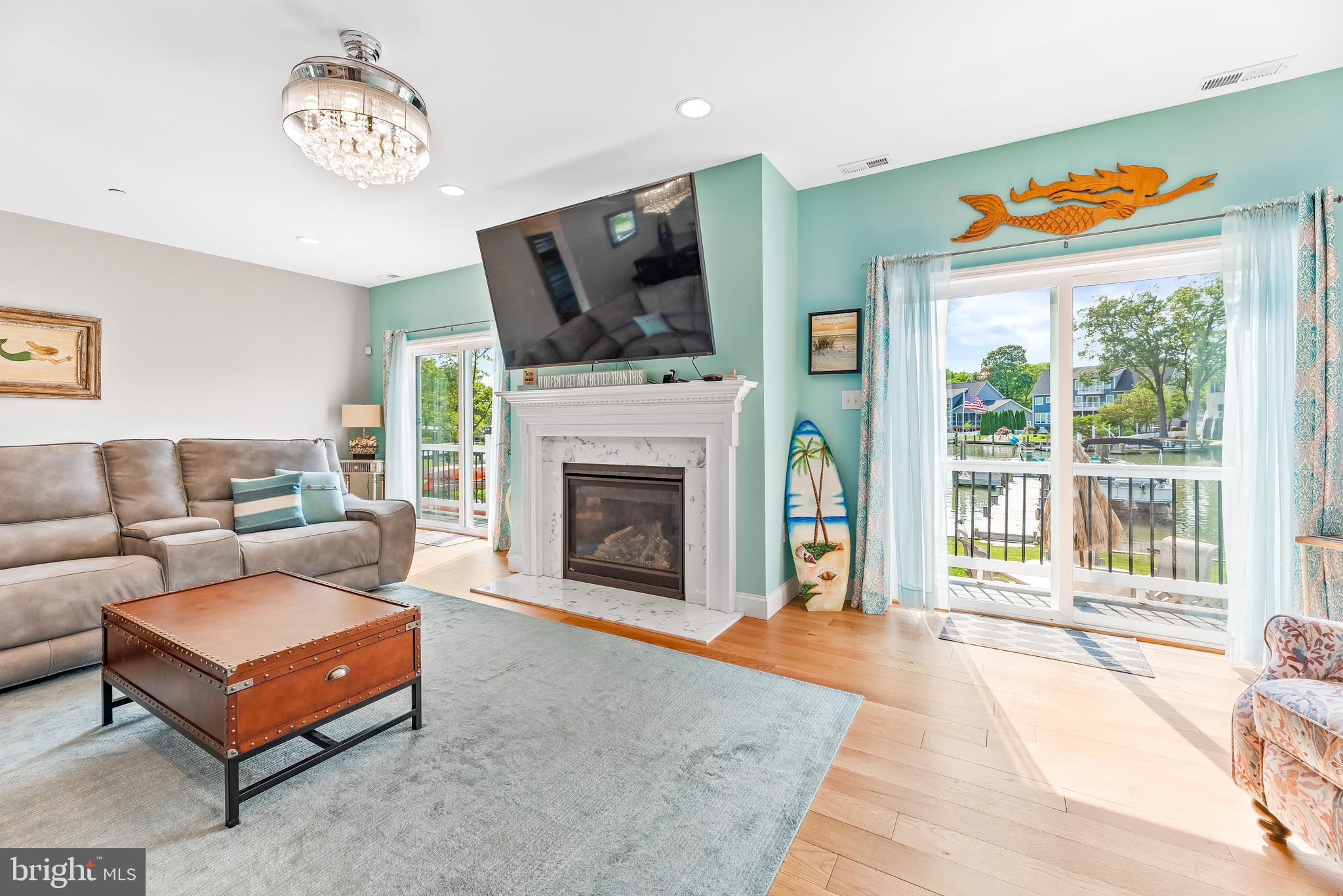 AVALON SHORES - Residential