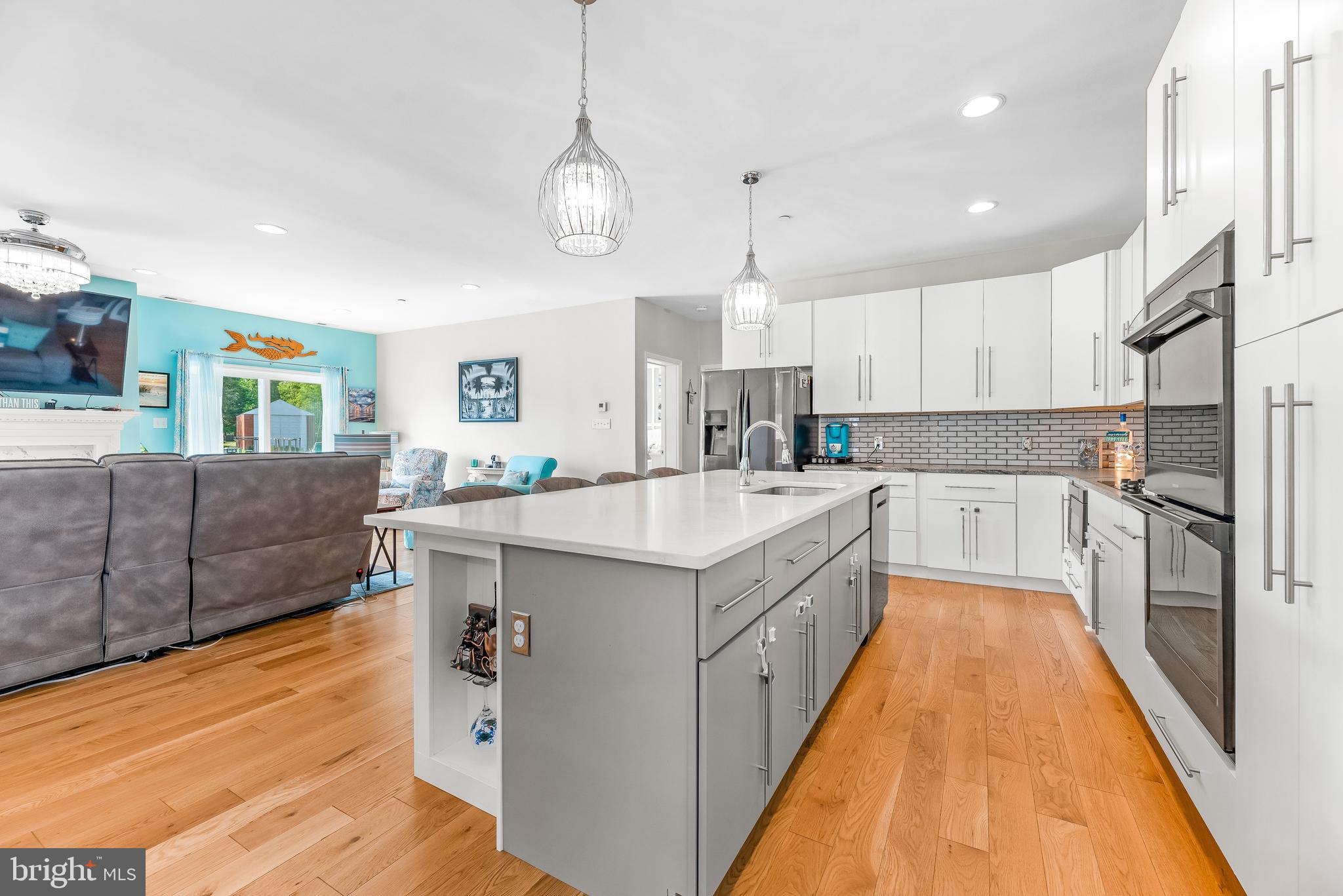 AVALON SHORES - Residential