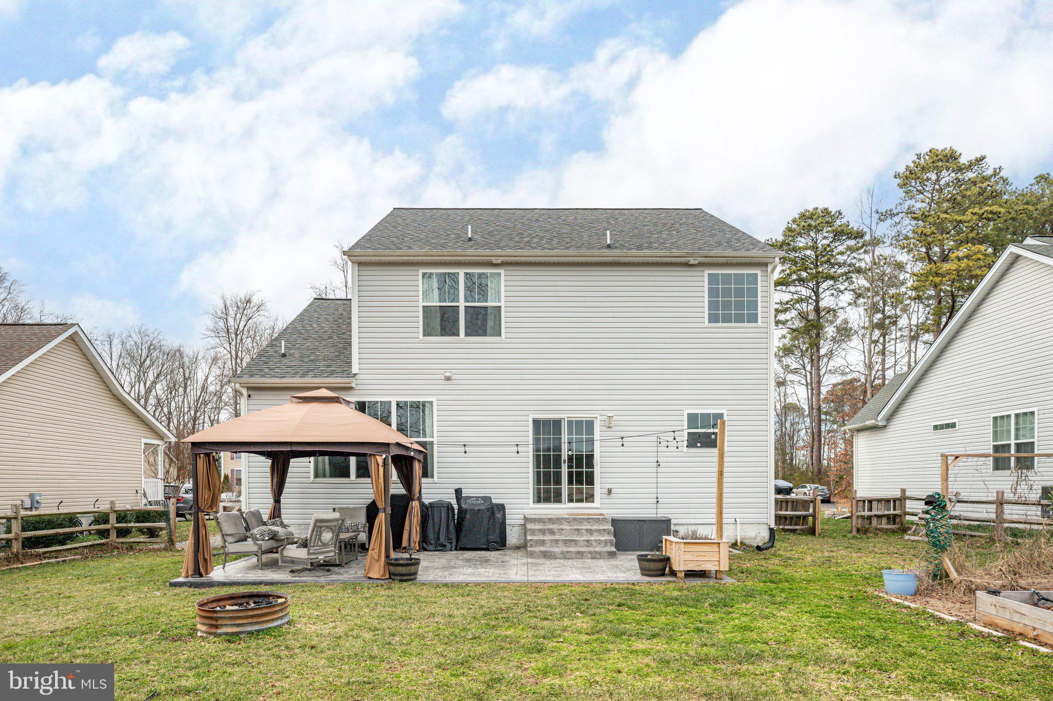 EBB TIDE BEACH ESTATES - Residential