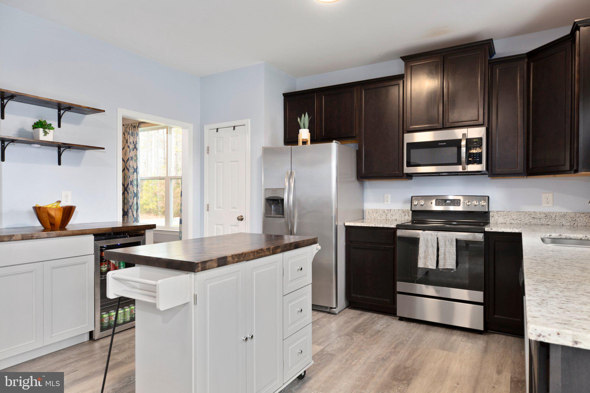 EBB TIDE BEACH ESTATES - Residential