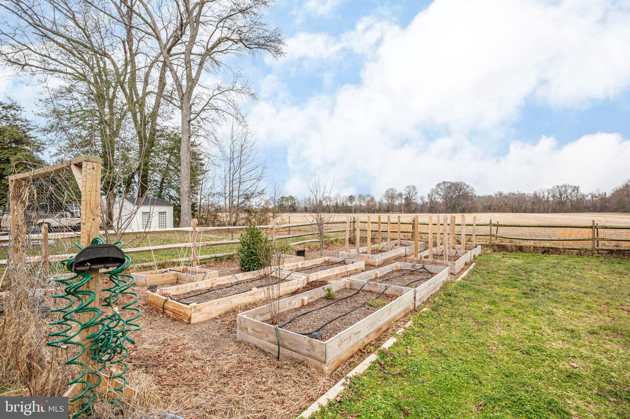 EBB TIDE BEACH ESTATES - Residential