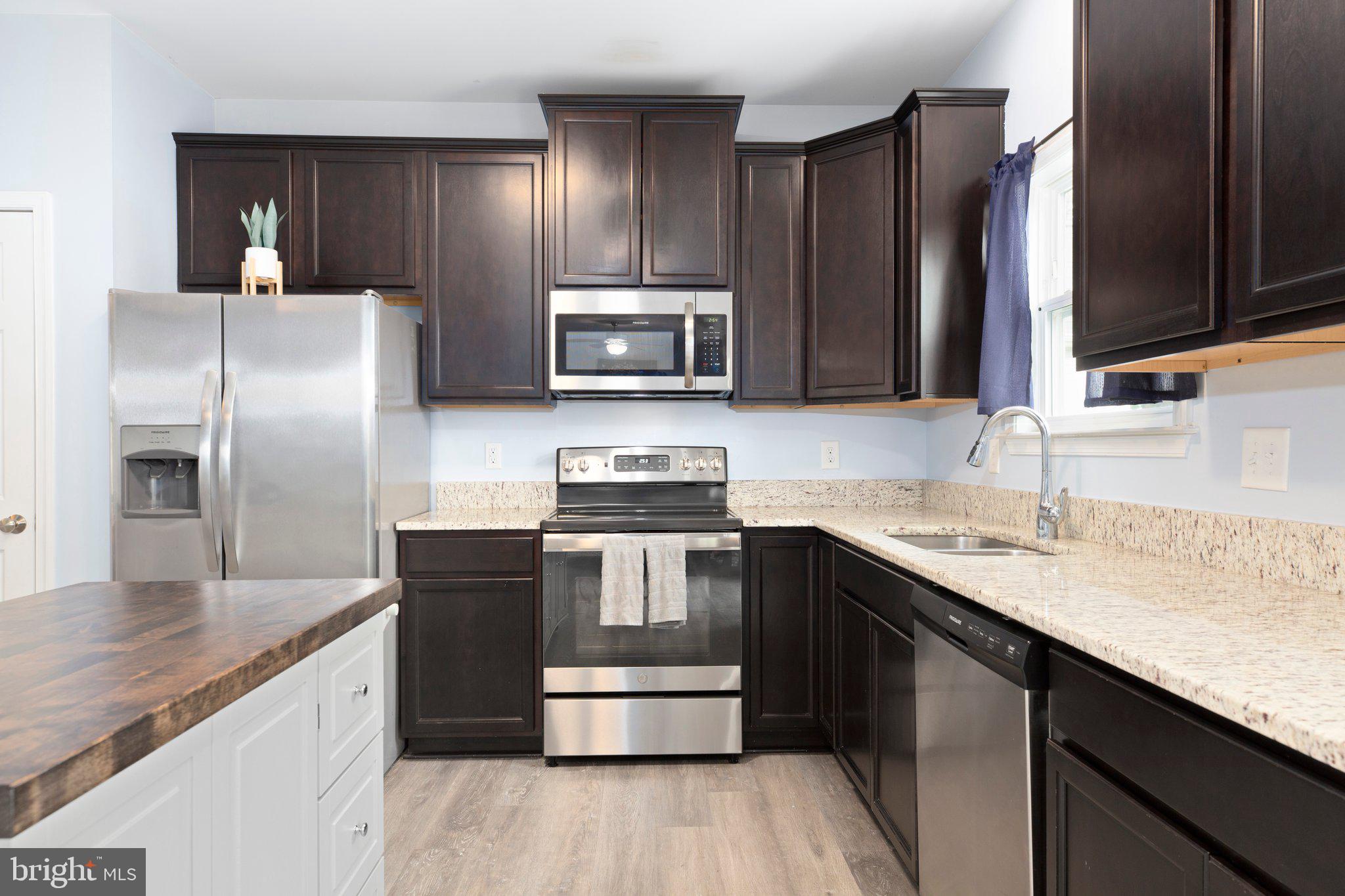 EBB TIDE BEACH ESTATES - Residential