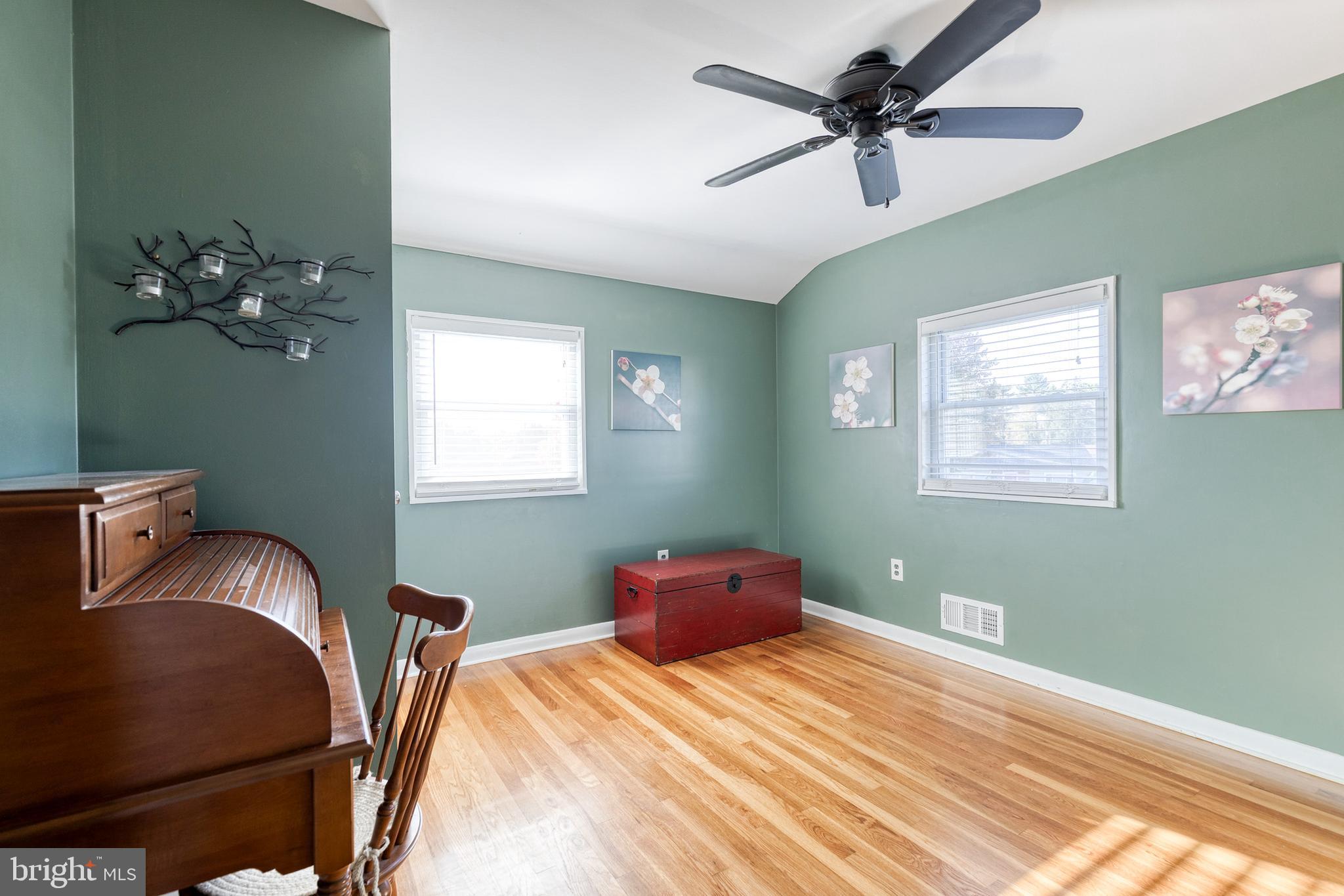 WESTVIEW PARK - Residential