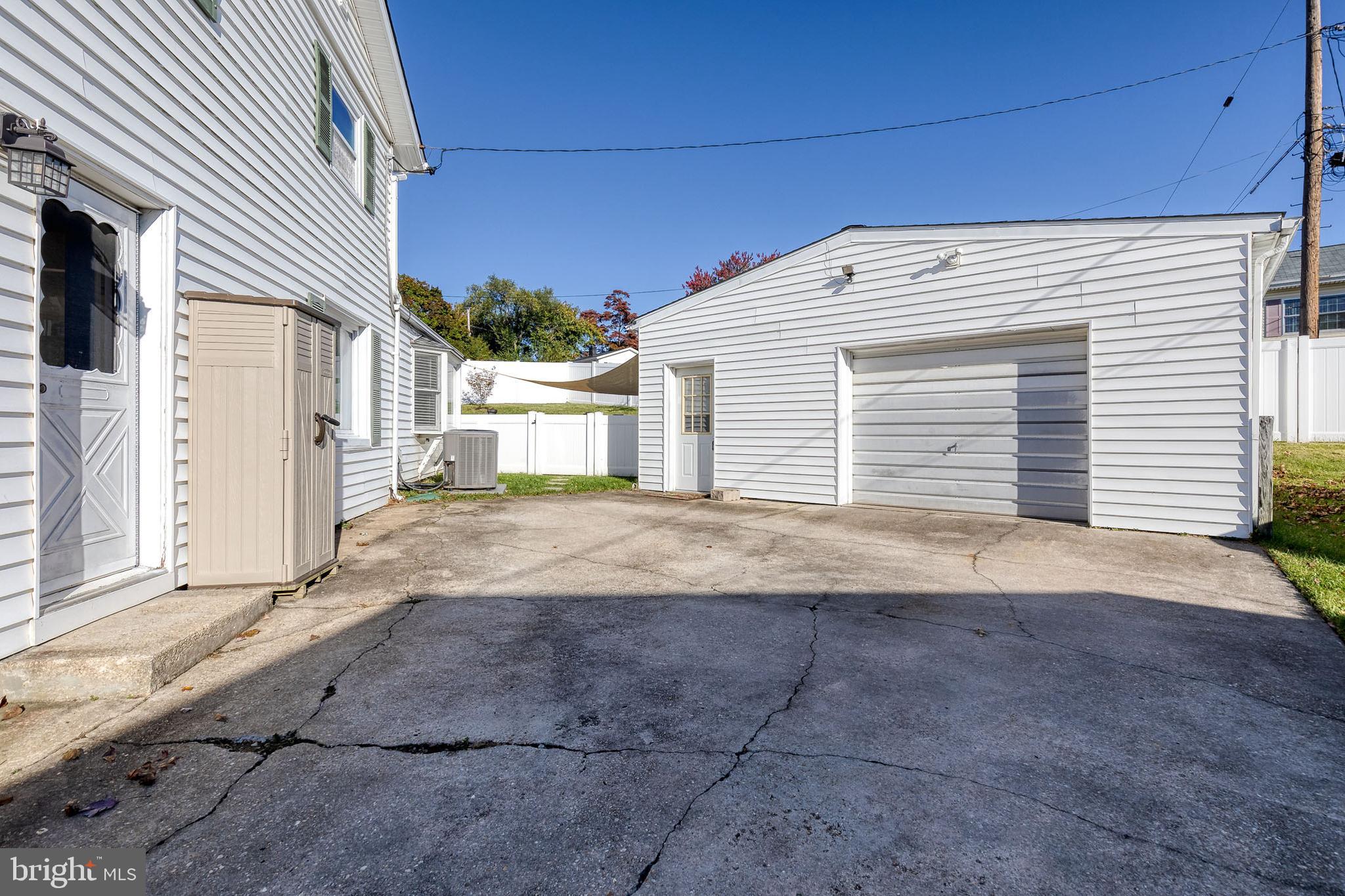 WESTVIEW PARK - Residential