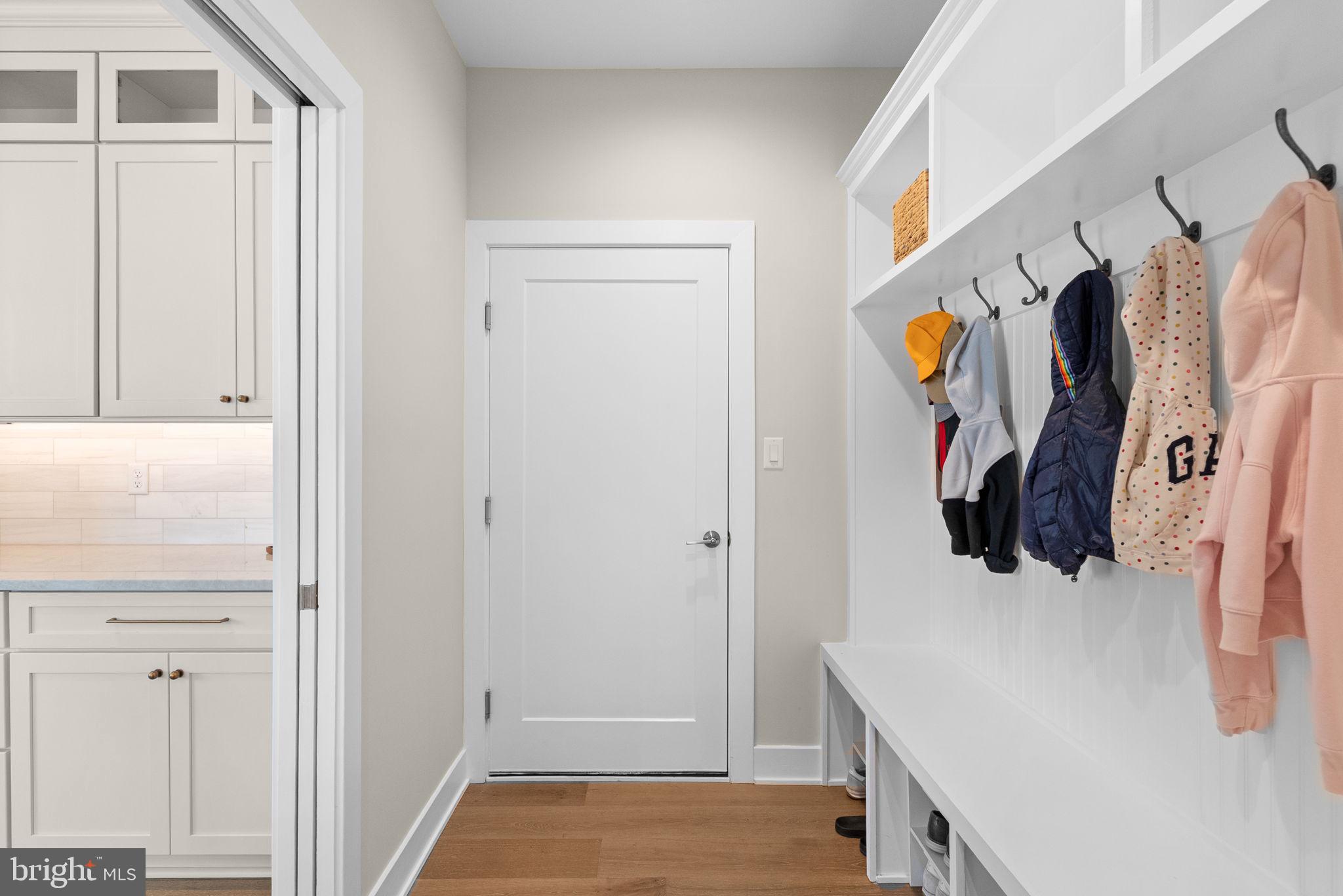 GARNET POINTE - Residential