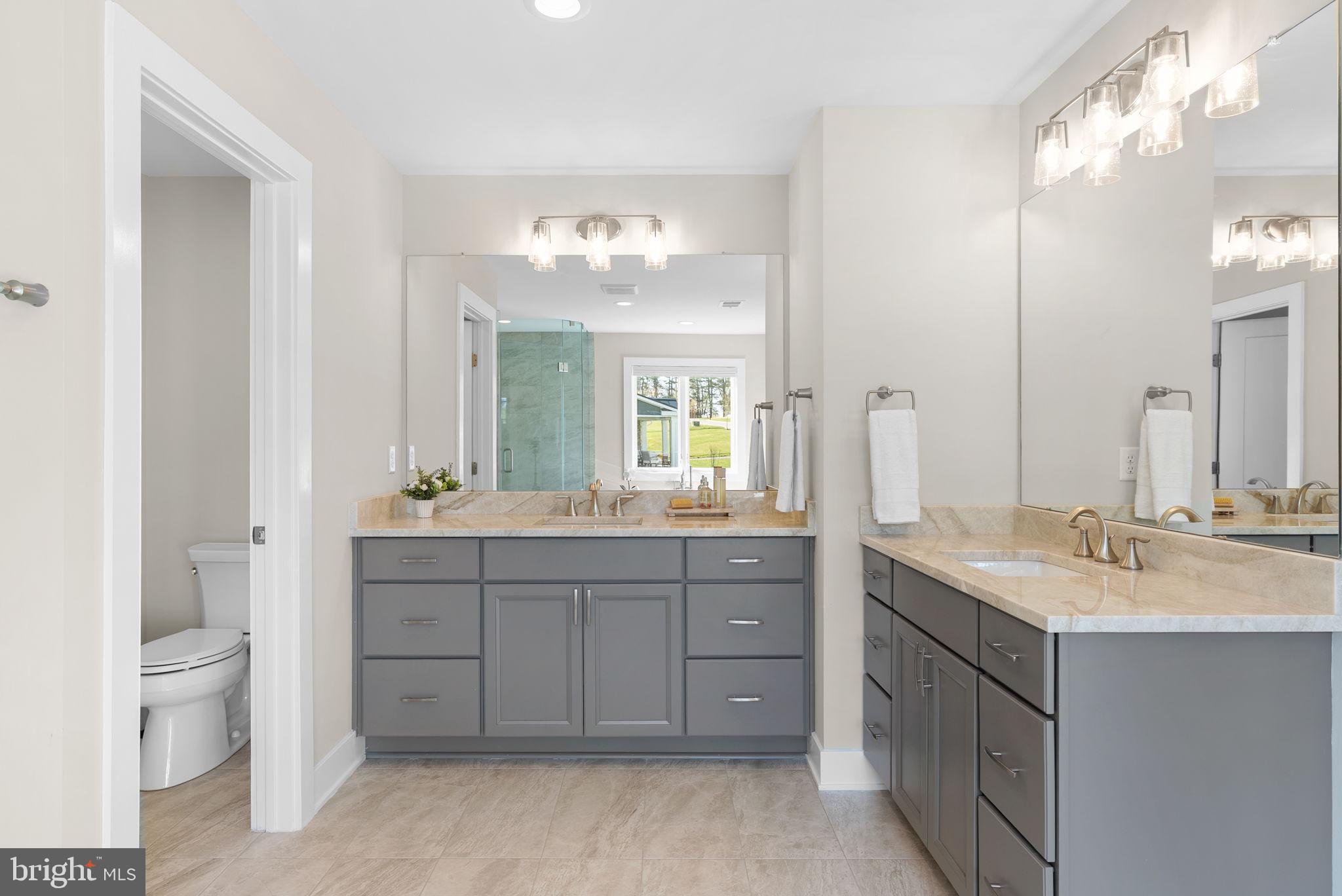 GARNET POINTE - Residential