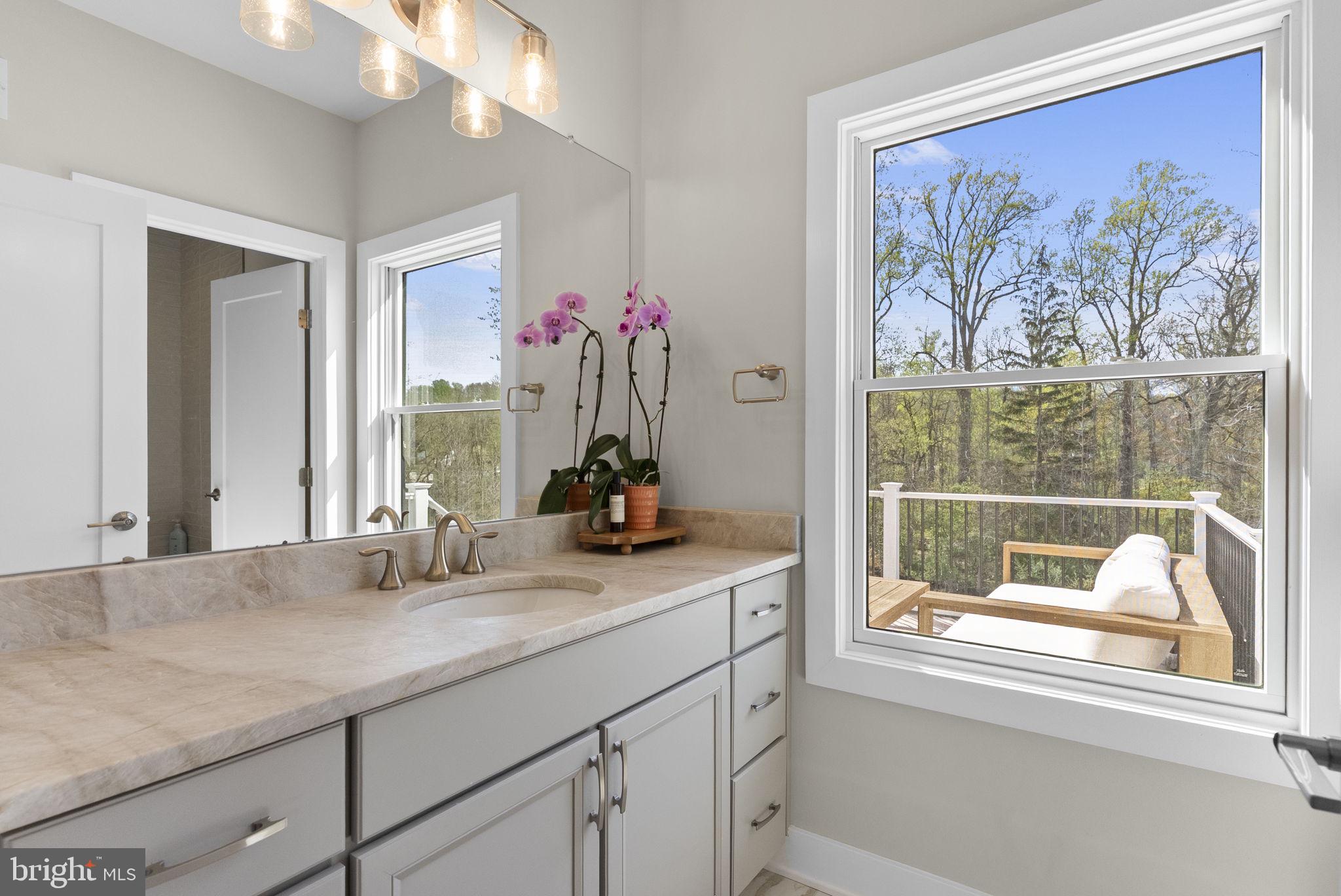 GARNET POINTE - Residential