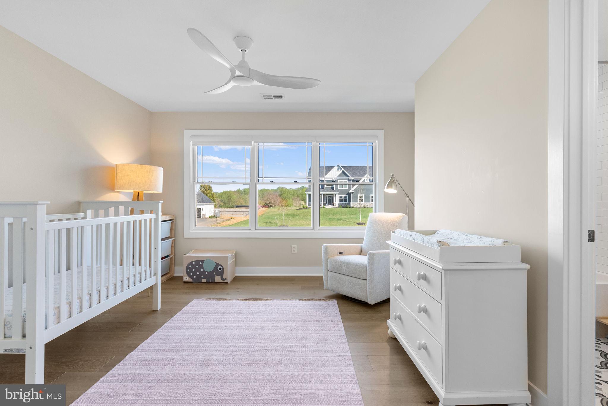 GARNET POINTE - Residential