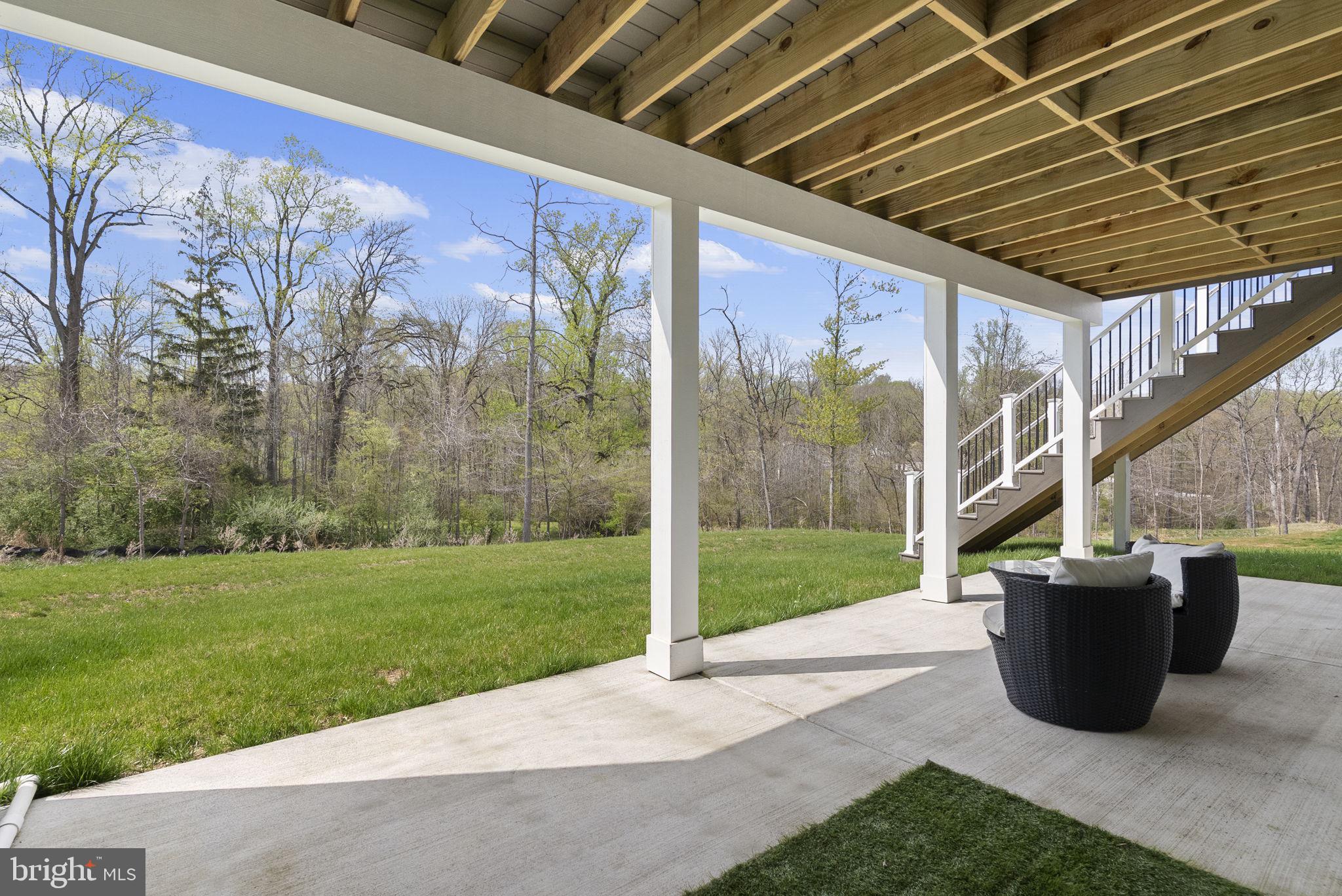 GARNET POINTE - Residential