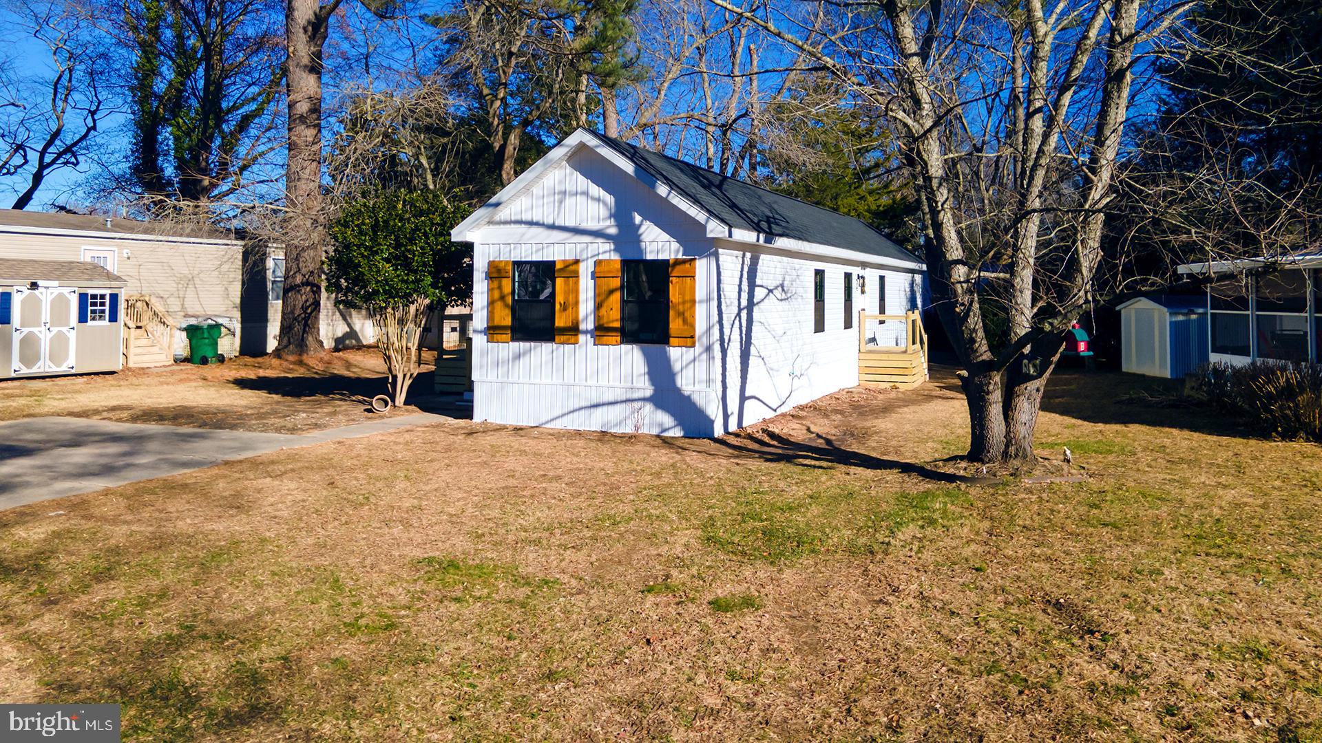 MCNICOL PLACE MHP - Residential