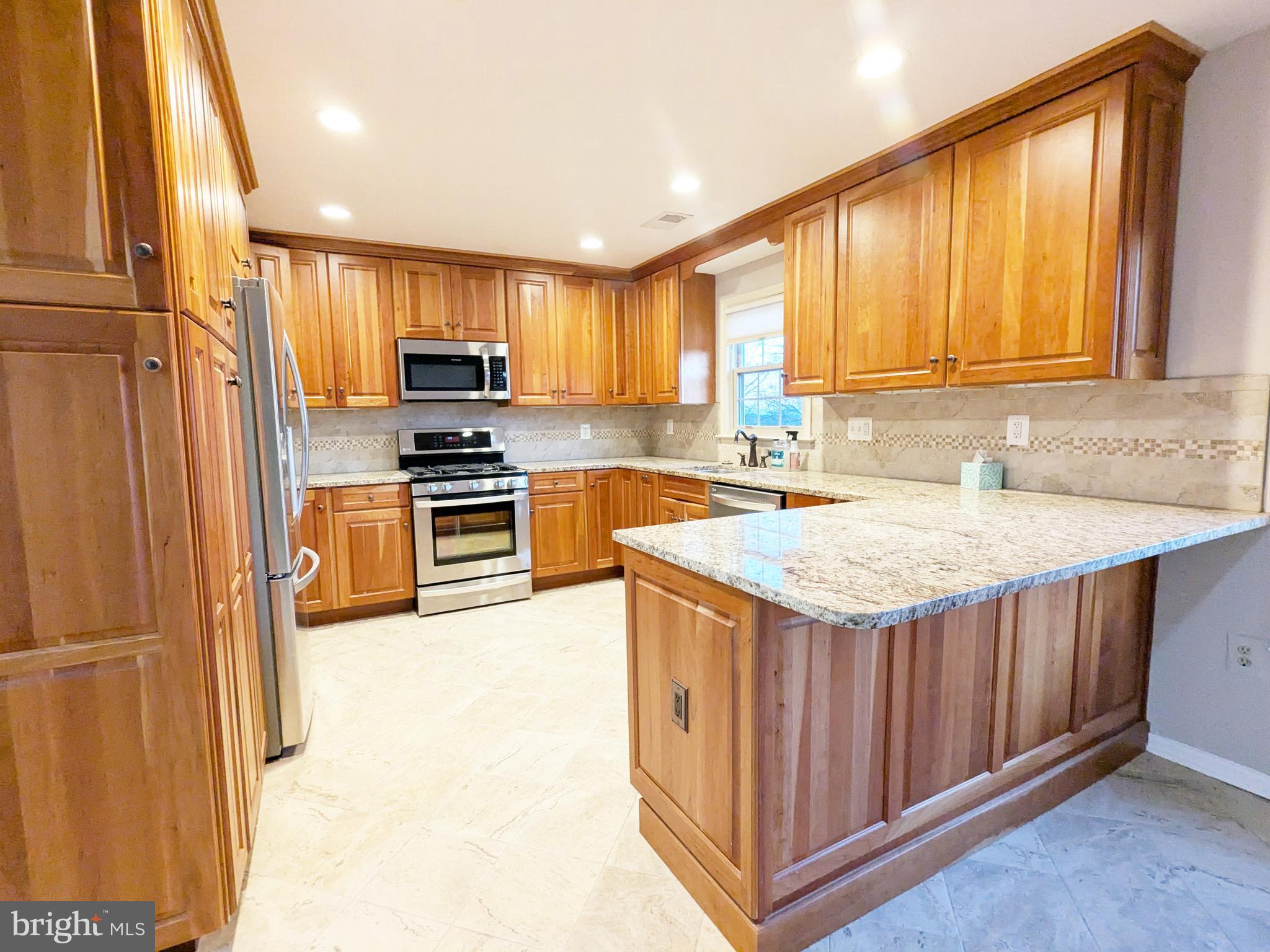 HAYFIELD VIEW - Residential Lease