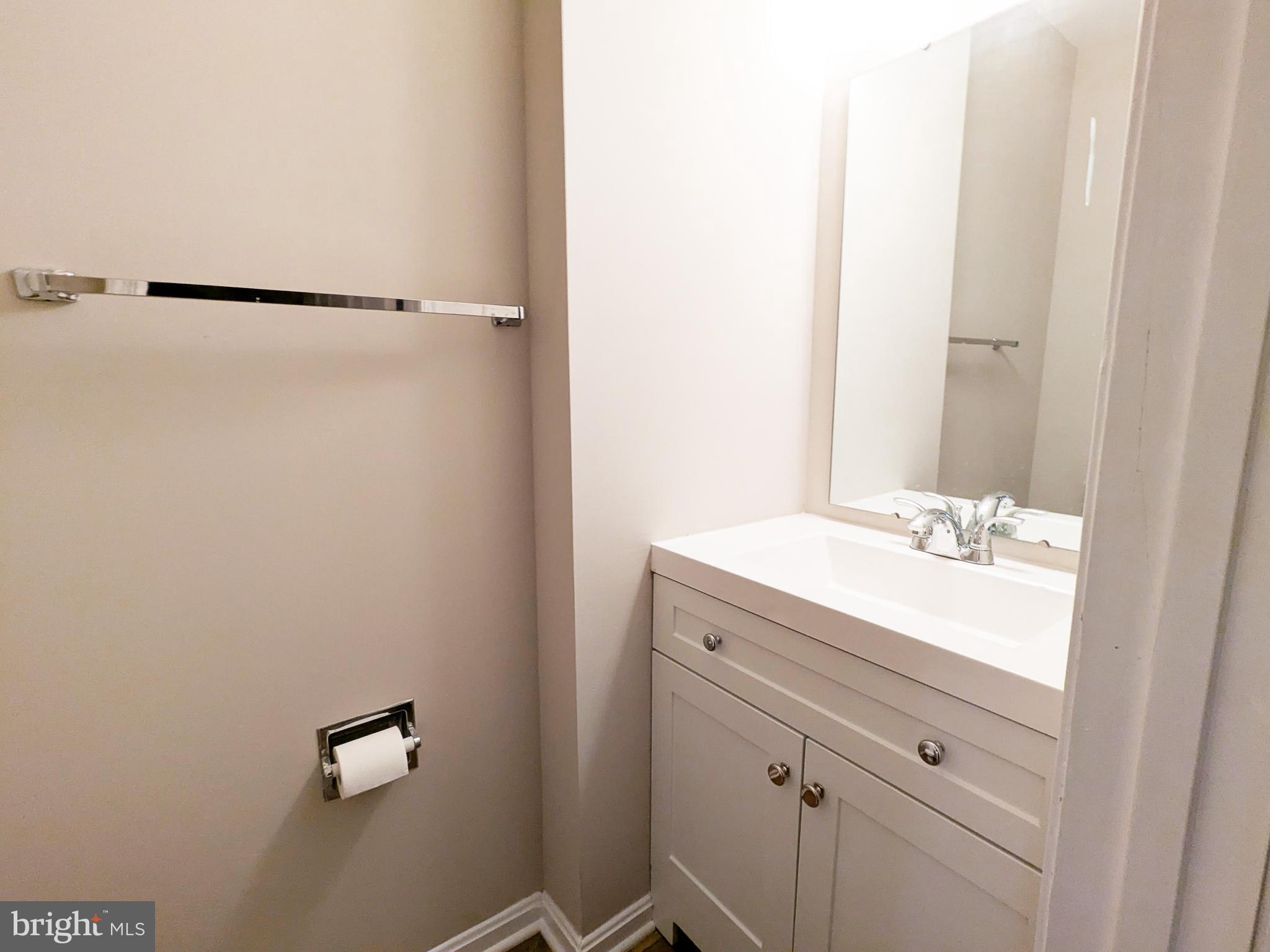 HAYFIELD VIEW - Residential Lease