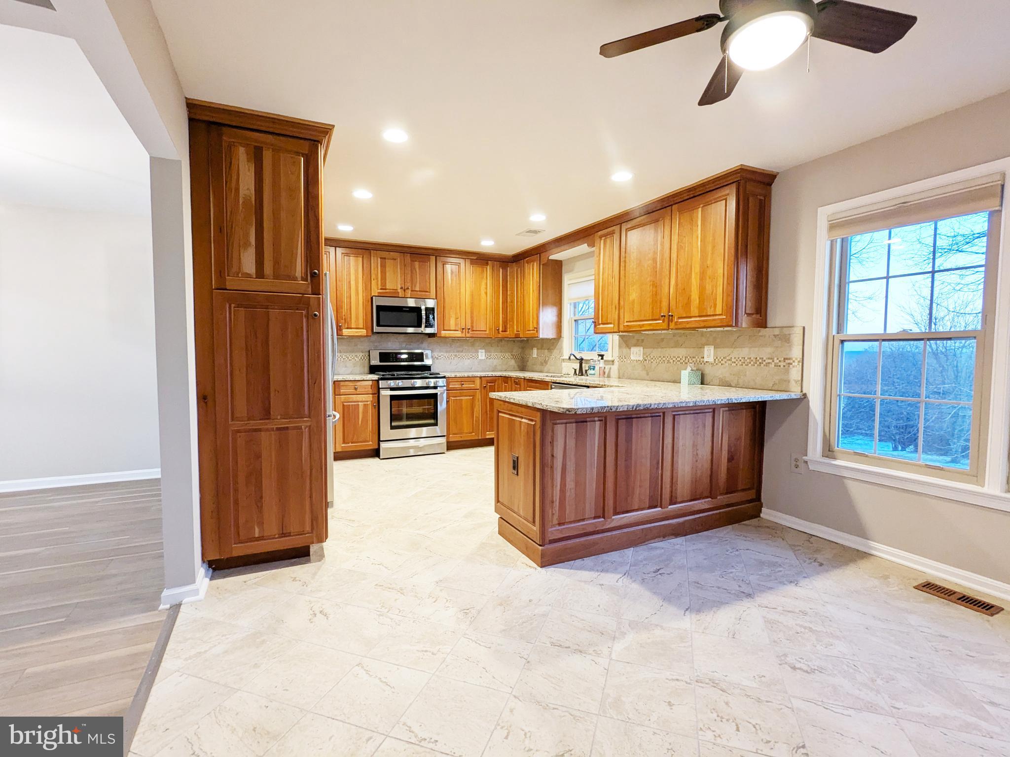 HAYFIELD VIEW - Residential Lease