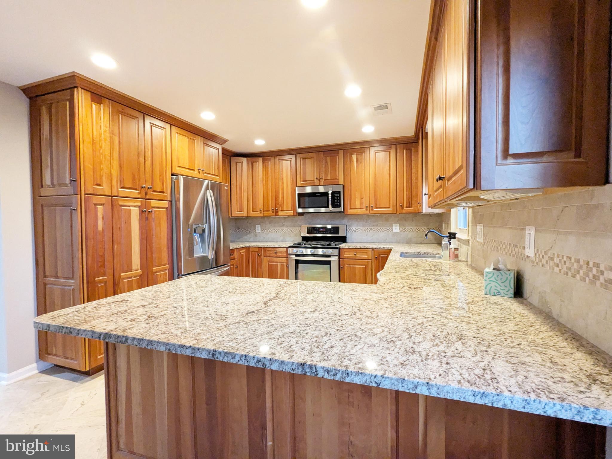 HAYFIELD VIEW - Residential Lease