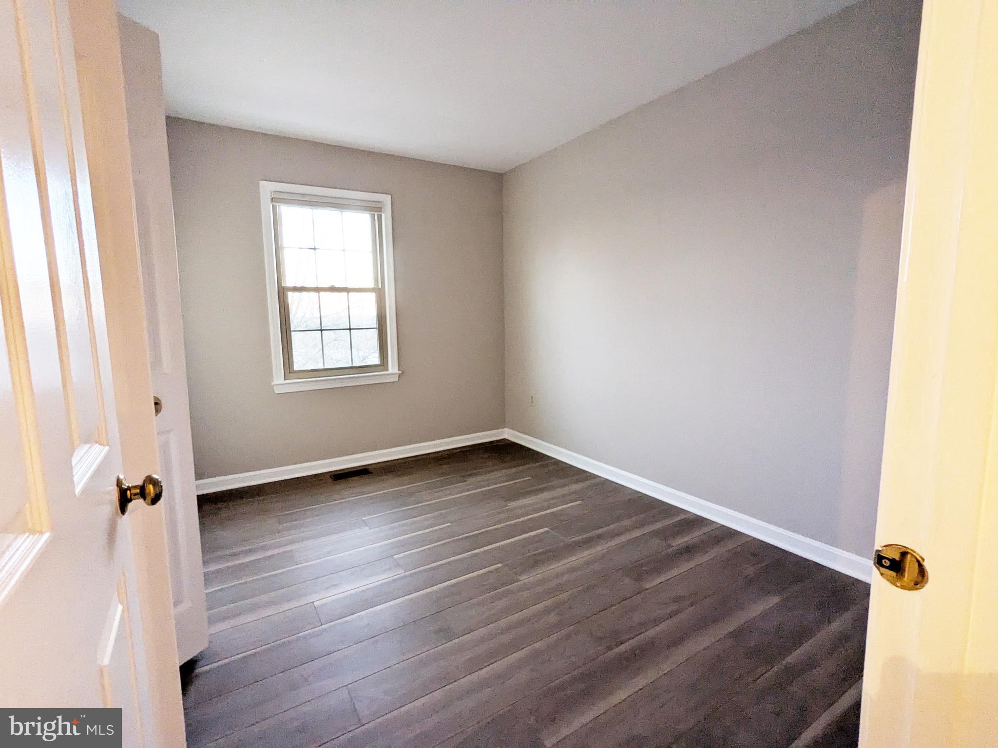 HAYFIELD VIEW - Residential Lease