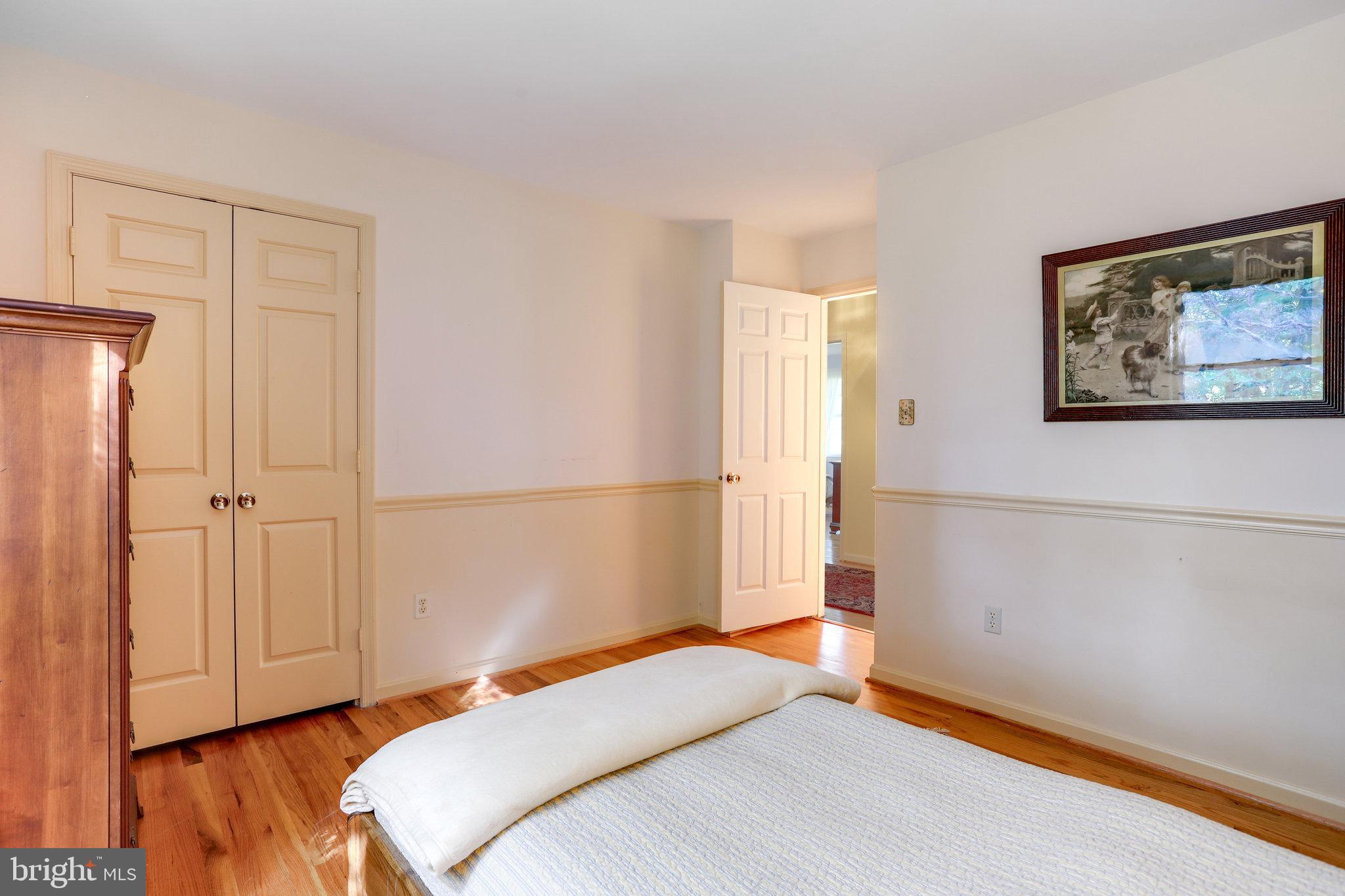 RIVER FALLS - Residential