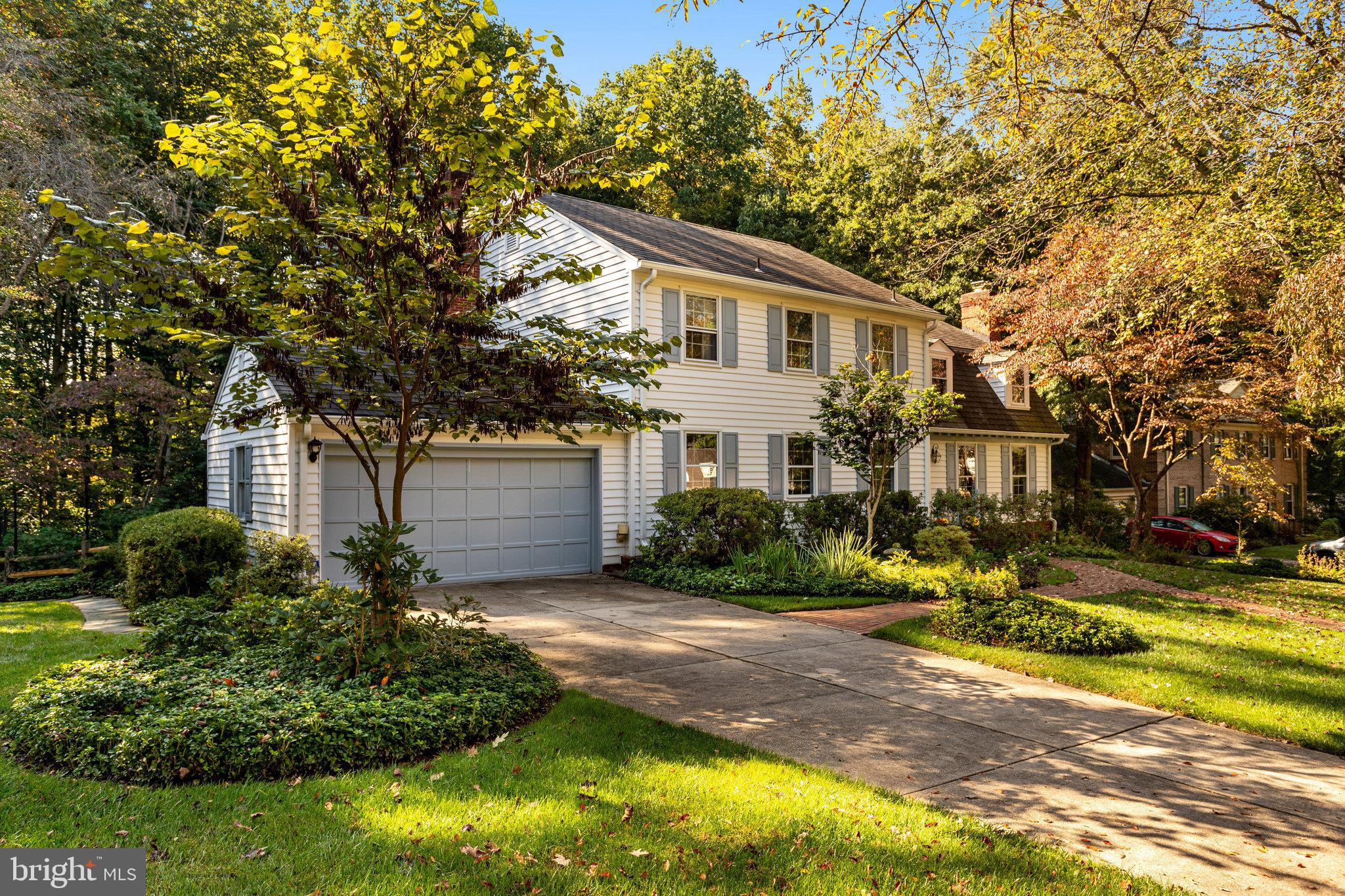 RIVER FALLS - Residential