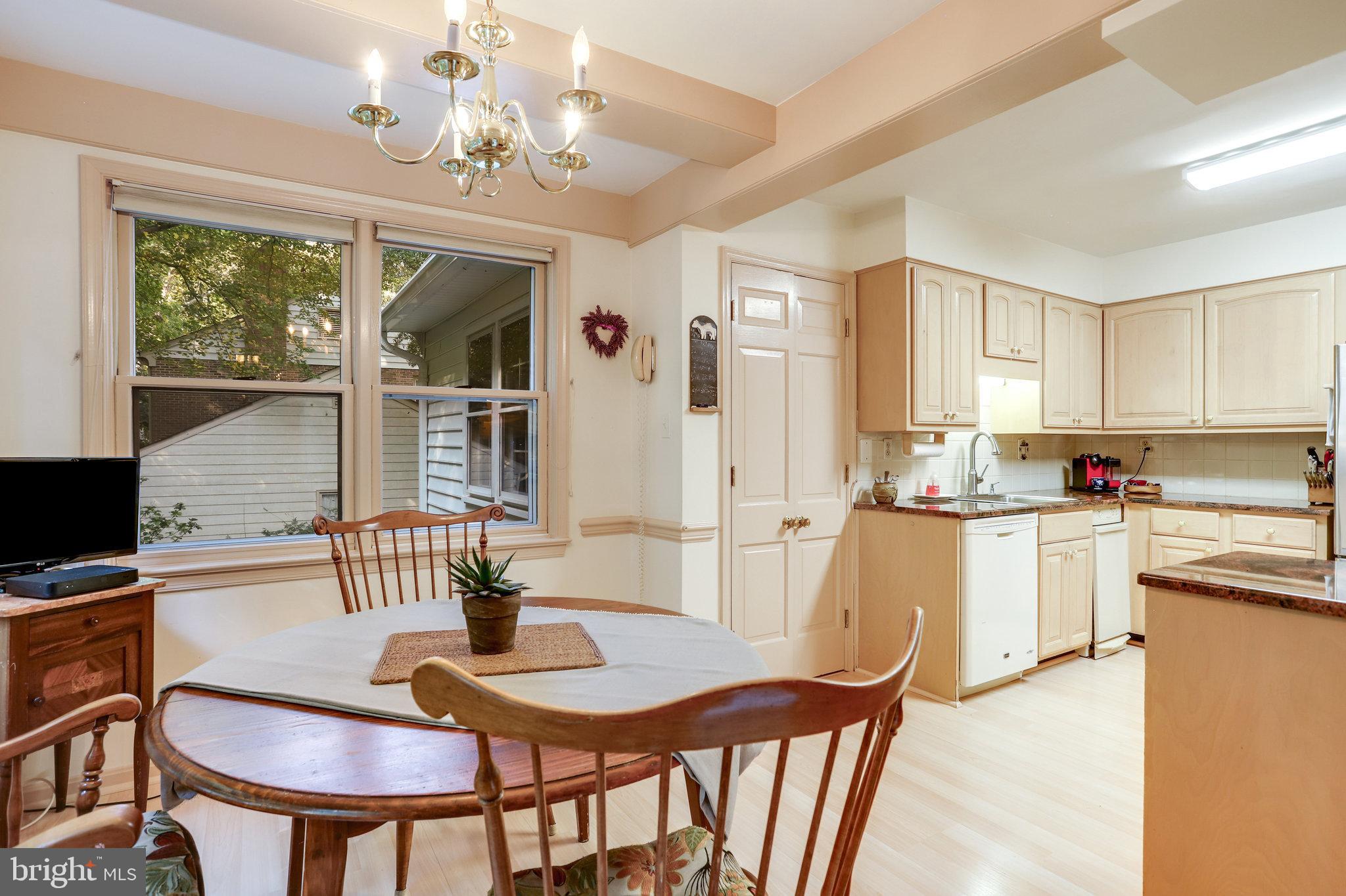 RIVER FALLS - Residential