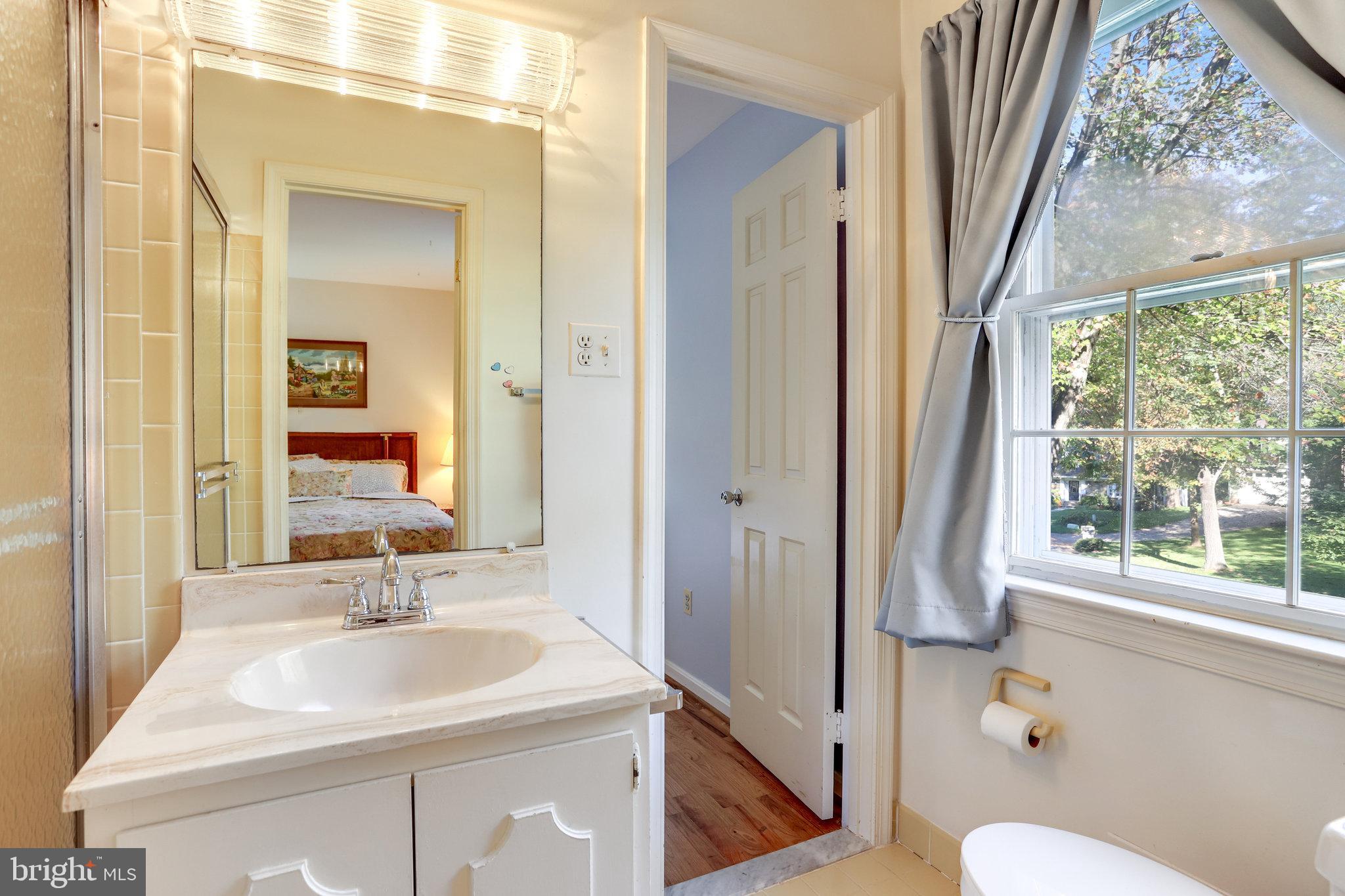 RIVER FALLS - Residential