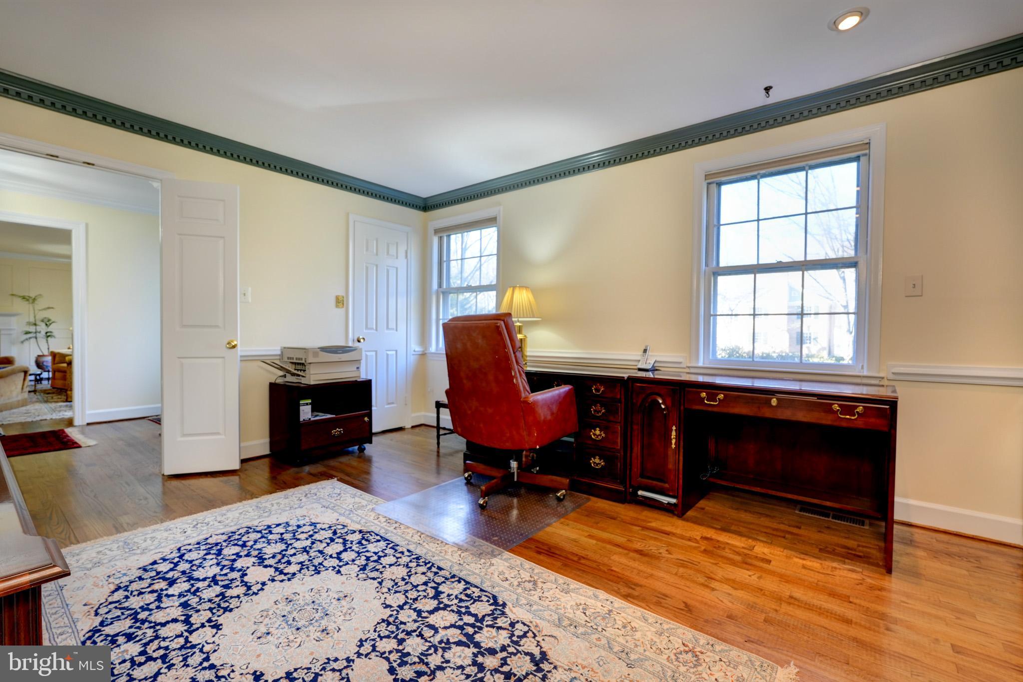 RIVER FALLS - Residential