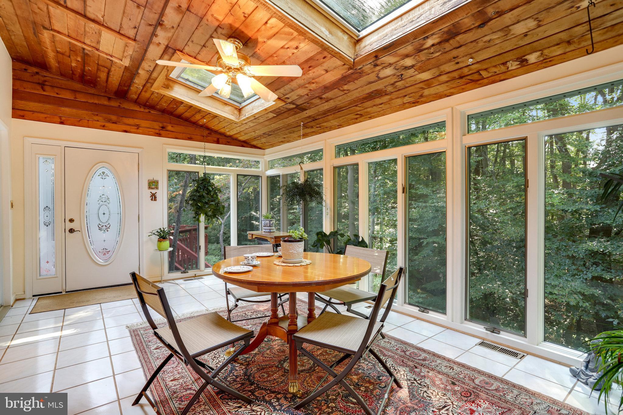 RIVER FALLS - Residential