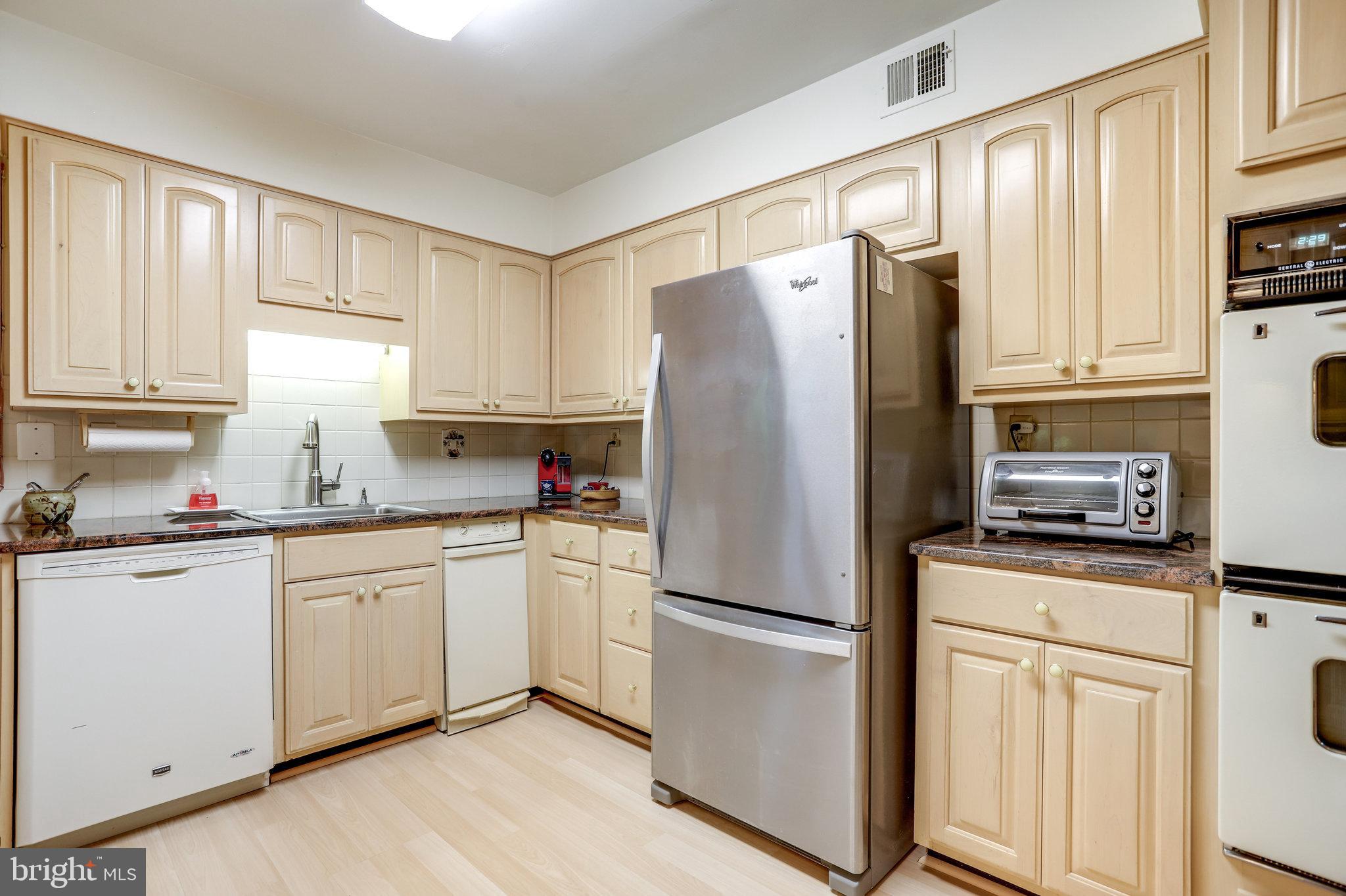 RIVER FALLS - Residential