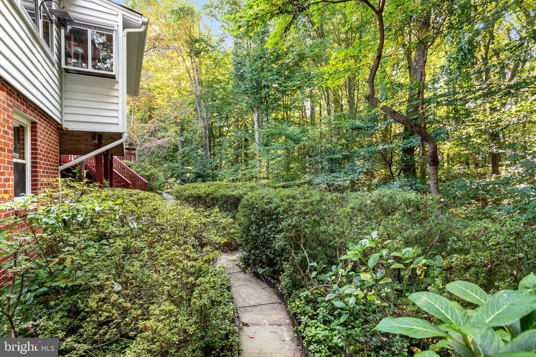 RIVER FALLS - Residential