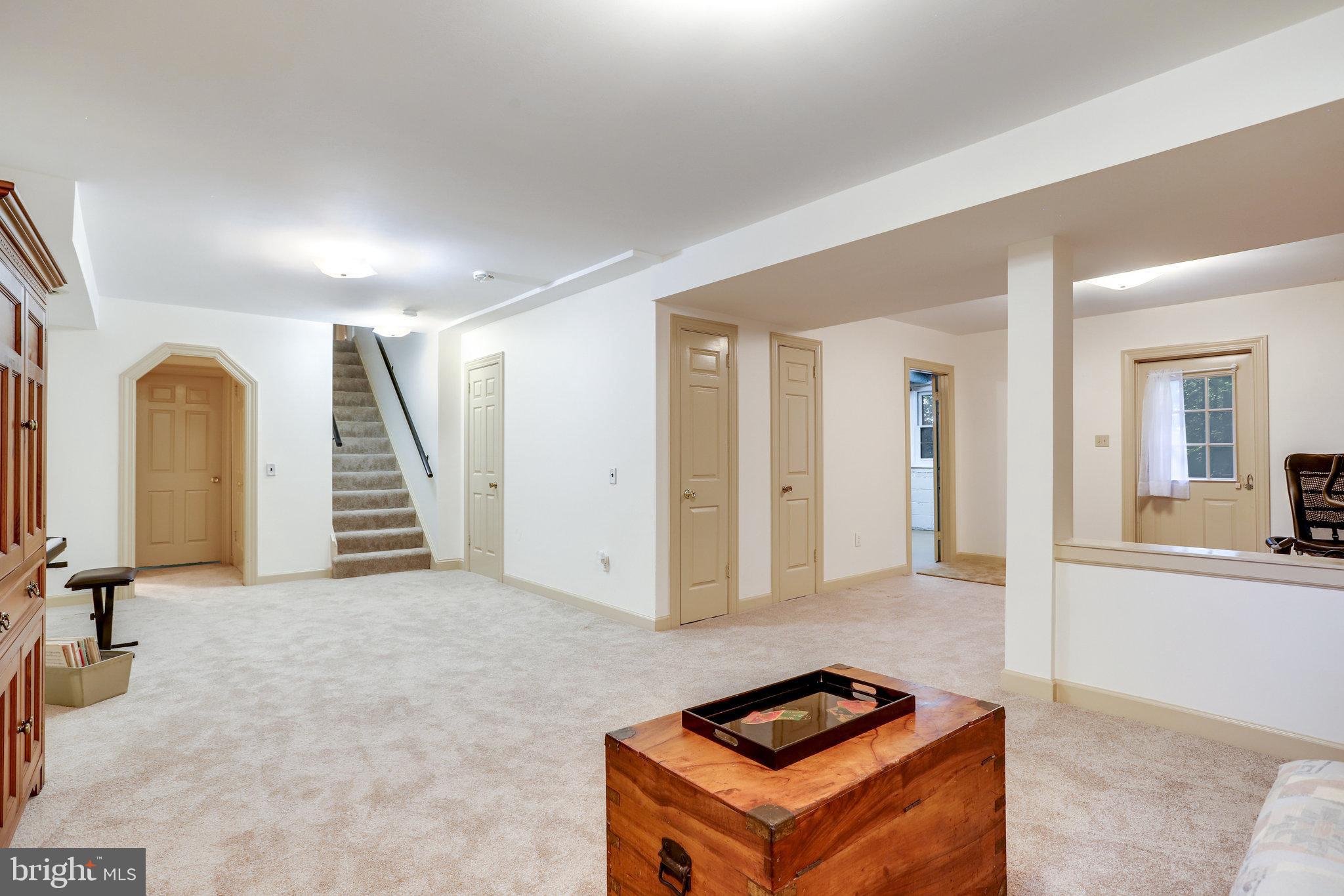 RIVER FALLS - Residential