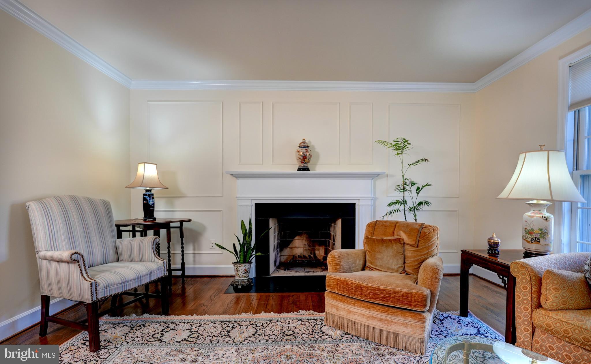 RIVER FALLS - Residential