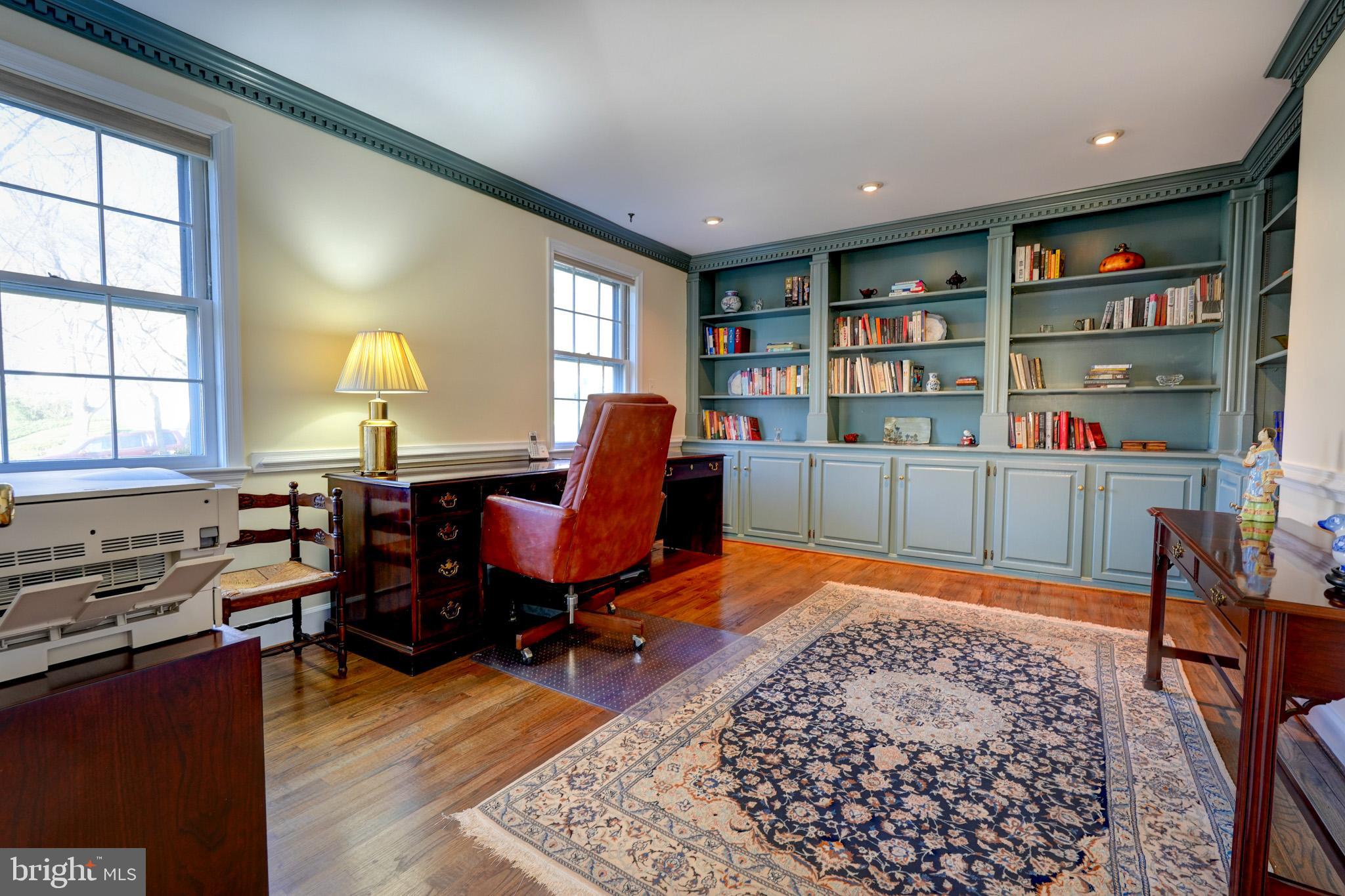 RIVER FALLS - Residential