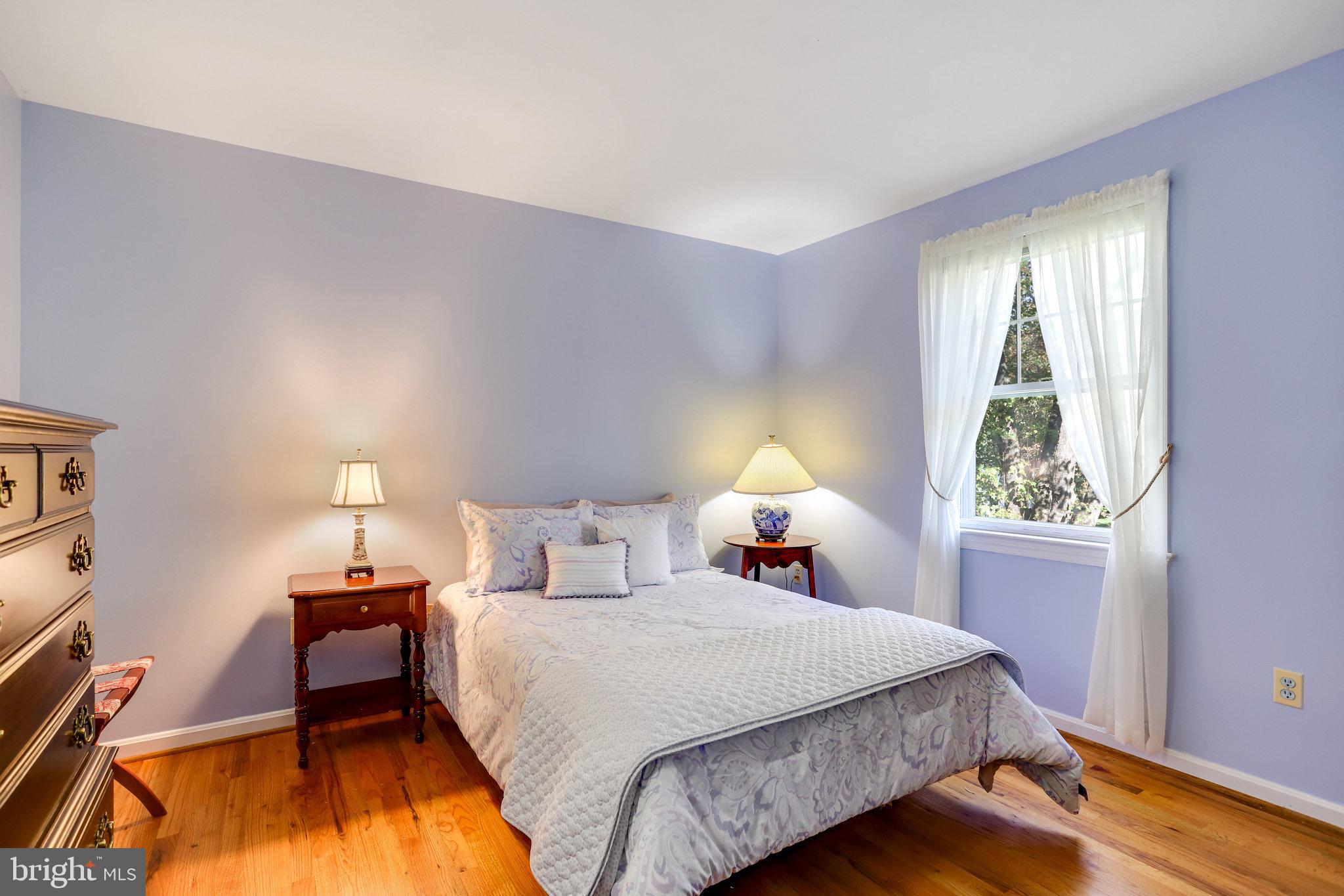 RIVER FALLS - Residential