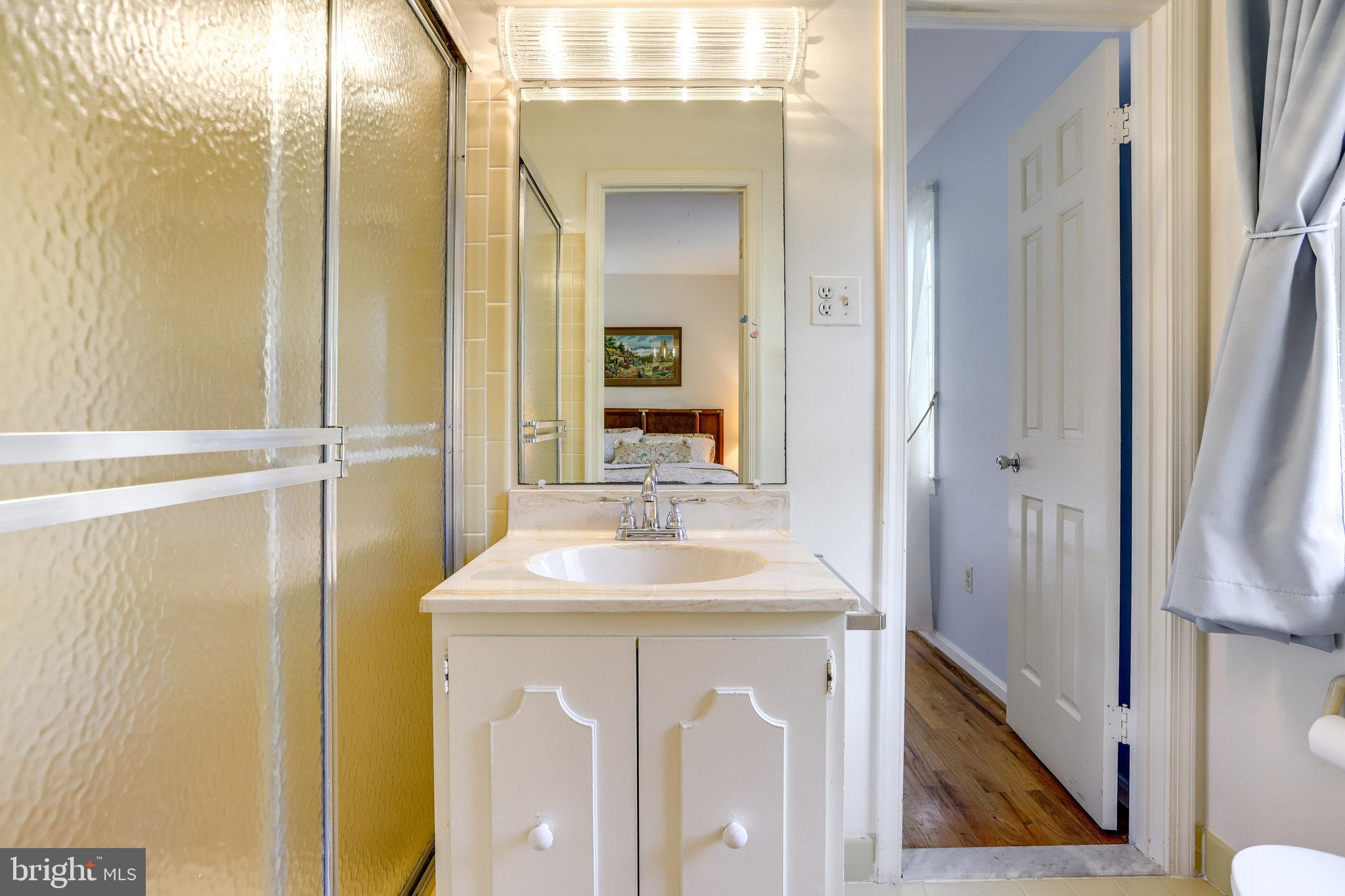 RIVER FALLS - Residential