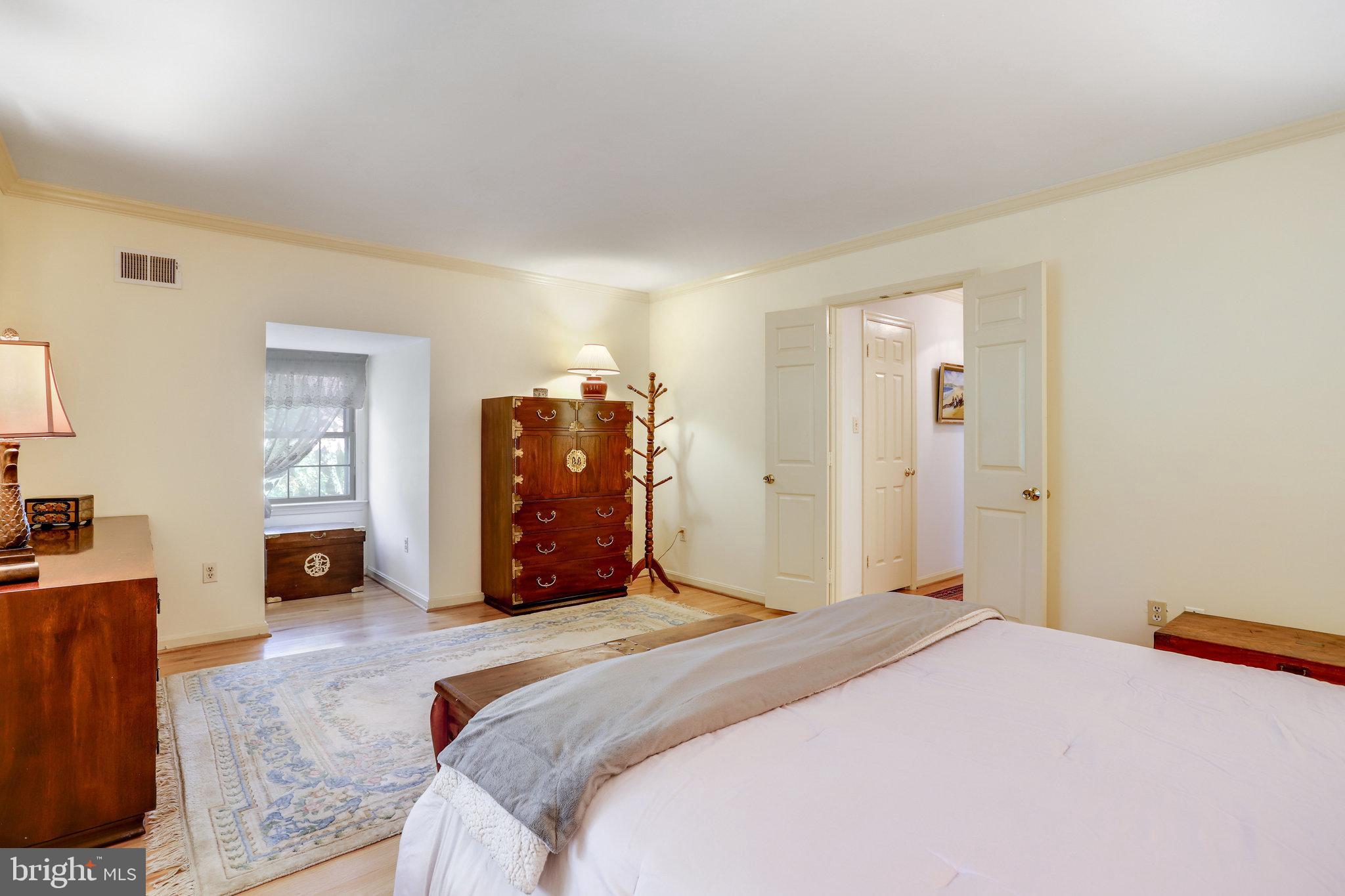 RIVER FALLS - Residential