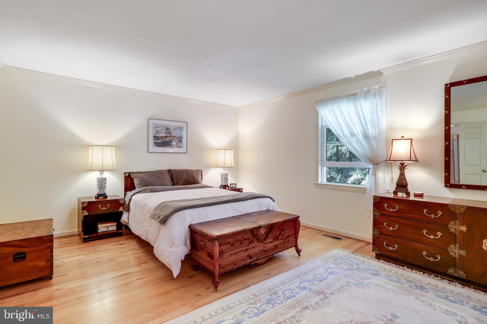 RIVER FALLS - Residential