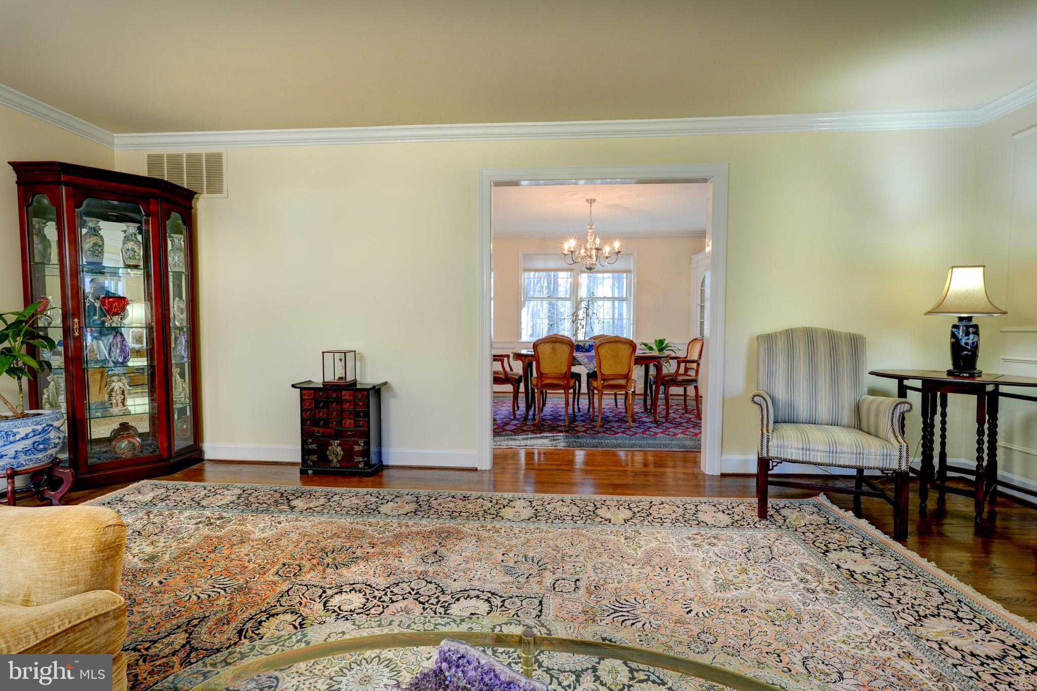 RIVER FALLS - Residential