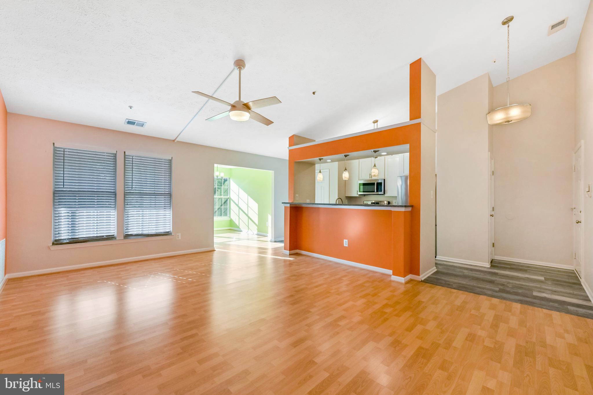 DEEP CREEK COMMONS - Residential