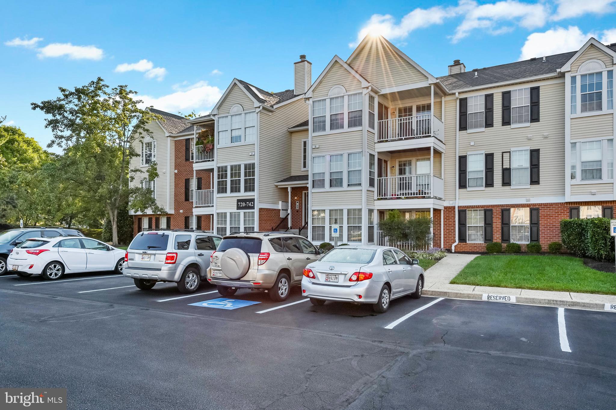 DEEP CREEK COMMONS - Residential