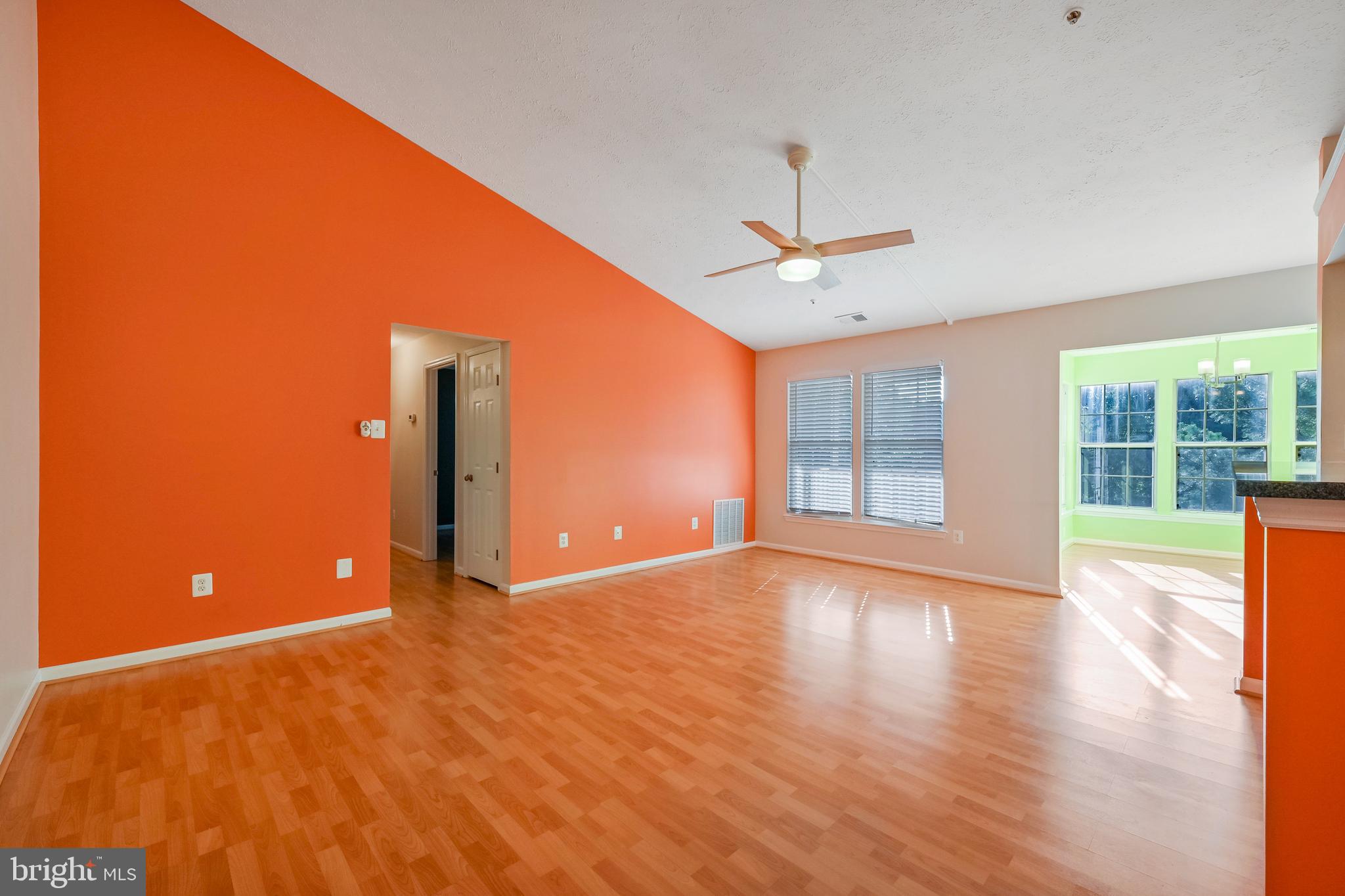 DEEP CREEK COMMONS - Residential