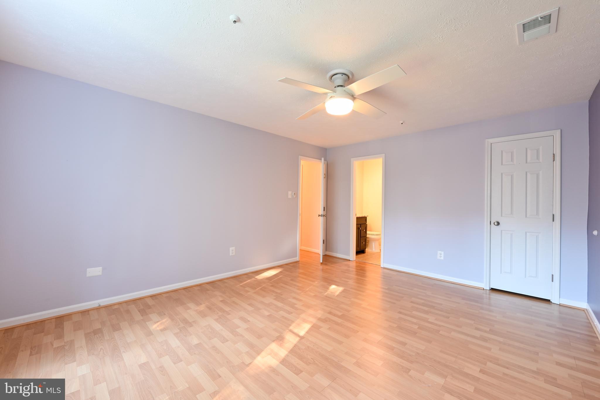 DEEP CREEK COMMONS - Residential