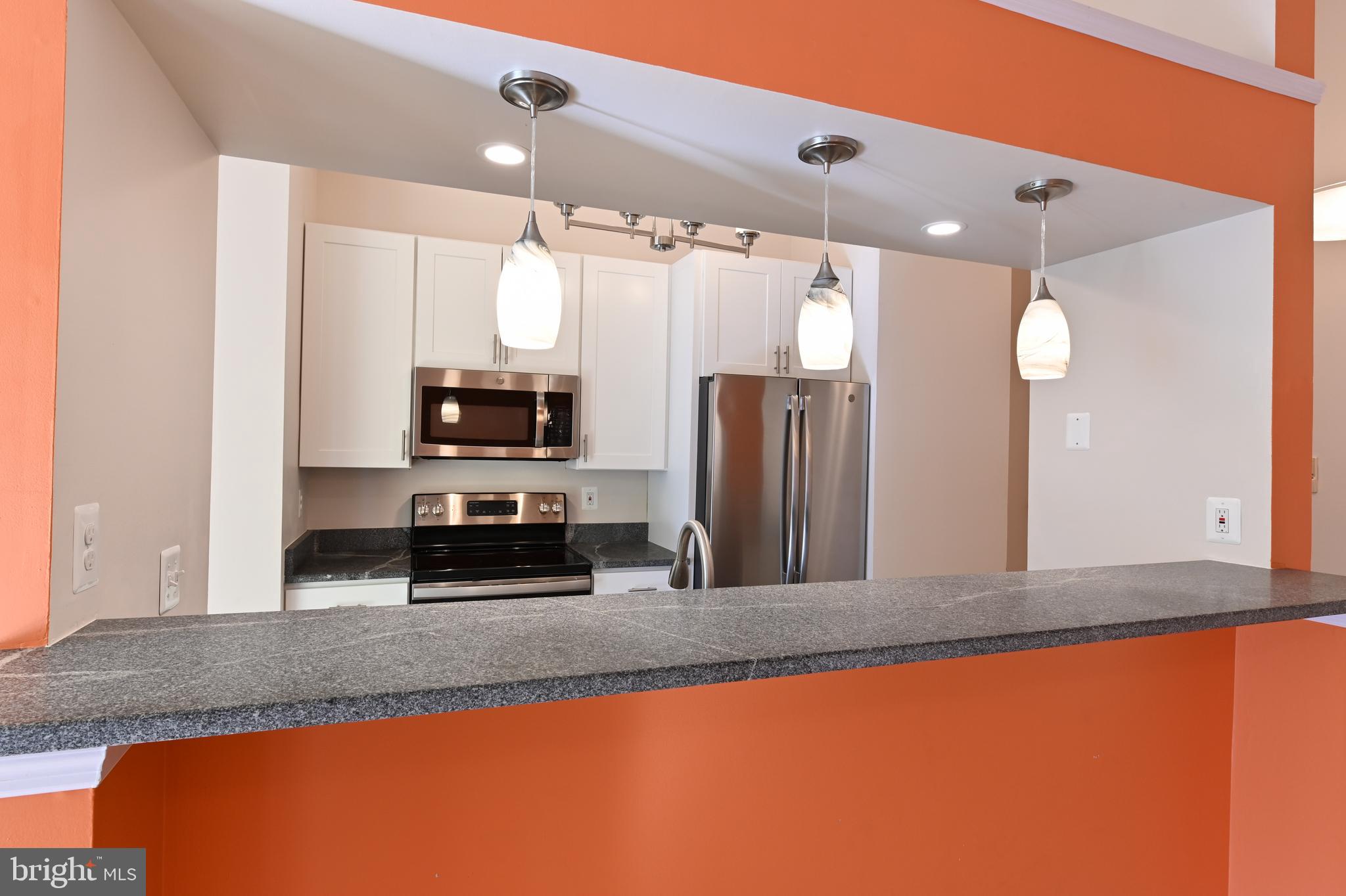 DEEP CREEK COMMONS - Residential