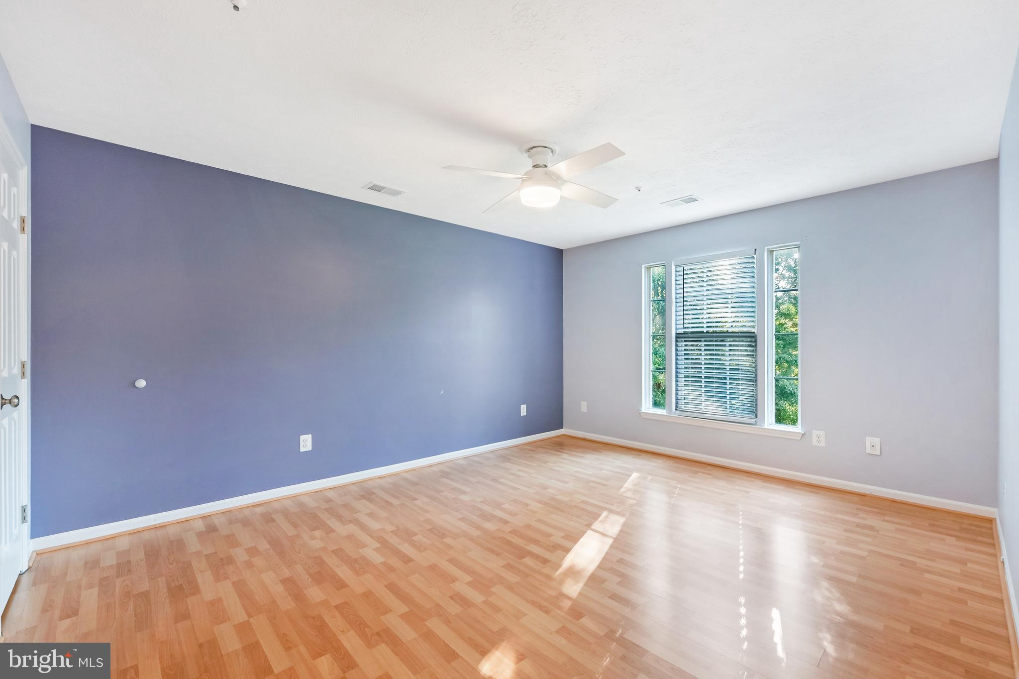 DEEP CREEK COMMONS - Residential