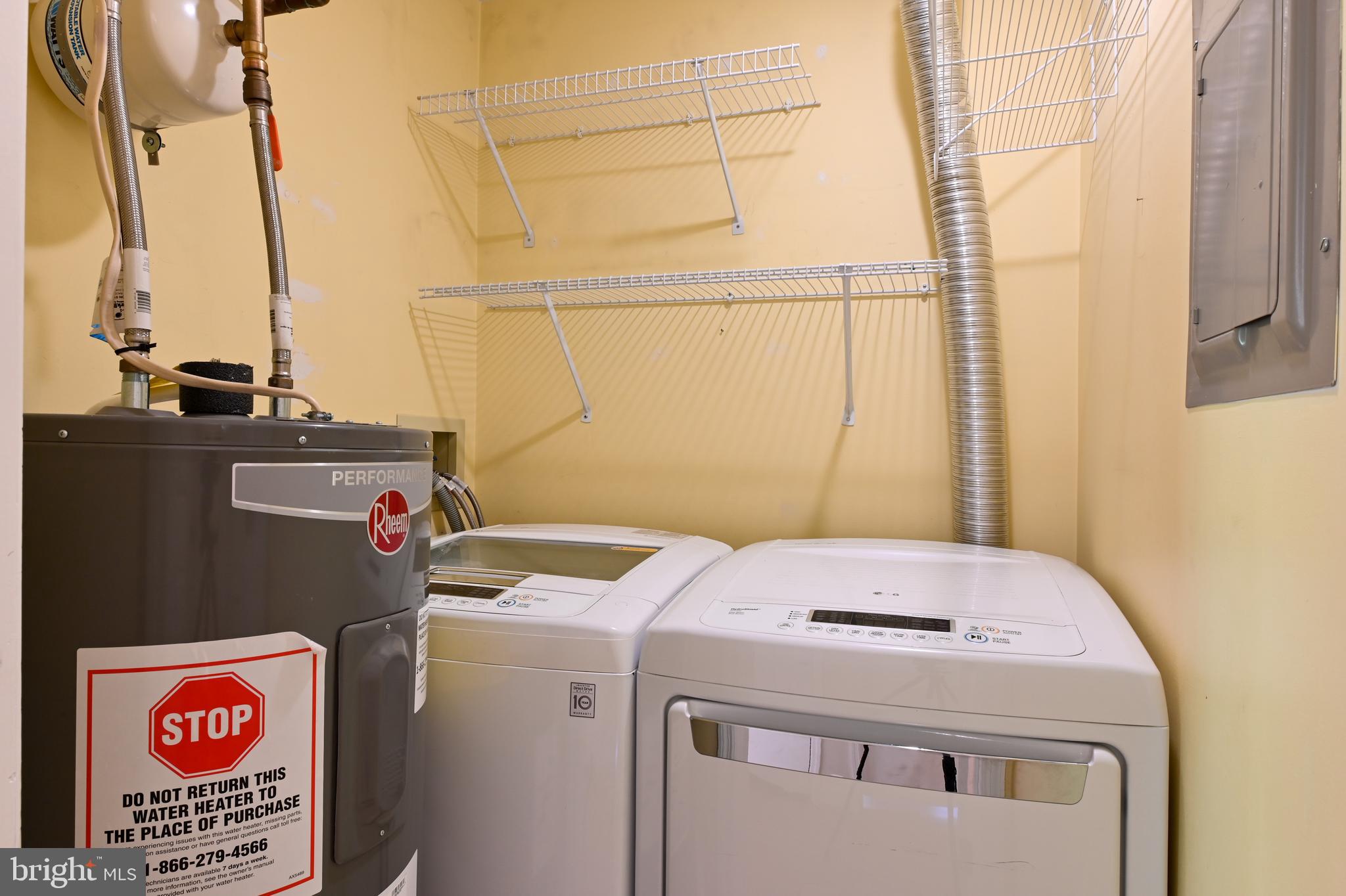 DEEP CREEK COMMONS - Residential