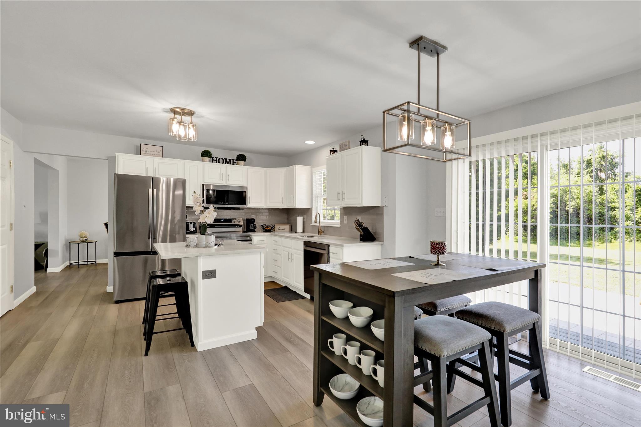 264 LONGLEAF DRIVE
