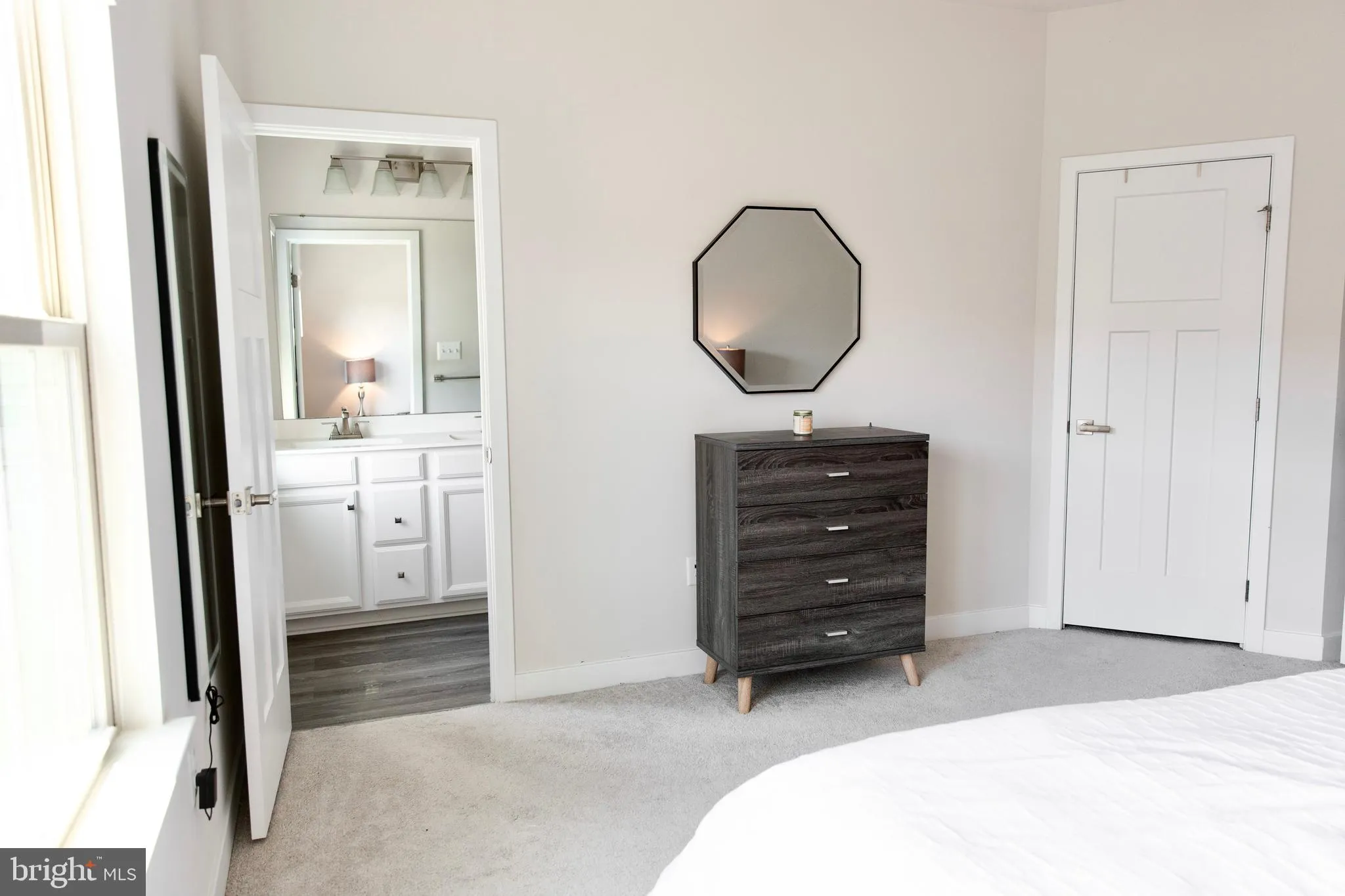 New Market, Maryland 21774, United States, 3 Bedrooms Bedrooms, ,4 BathroomsBathrooms,Residential,Active,136759