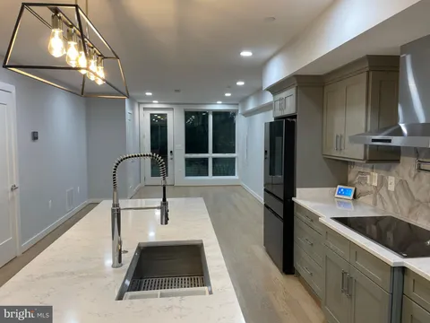 424 Missouri Avenue NW Unit 1, Washington, DC 20011 - MLS#: DCDC2150618