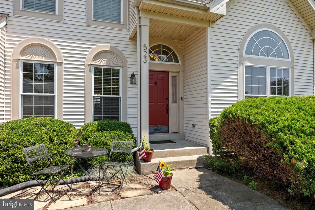 Photo of 523 Turtle Lane, LANGHORNE, PA 19047 (MLS # PABU2108084)