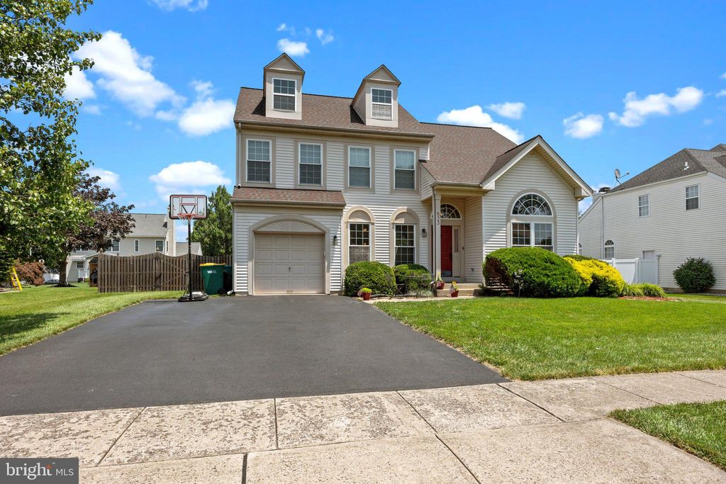 Photo of 523 Turtle Lane, LANGHORNE, PA 19047 (MLS # PABU2108084)