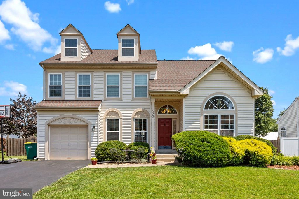 Photo of 523 Turtle Lane, LANGHORNE, PA 19047 (MLS # PABU2108084)